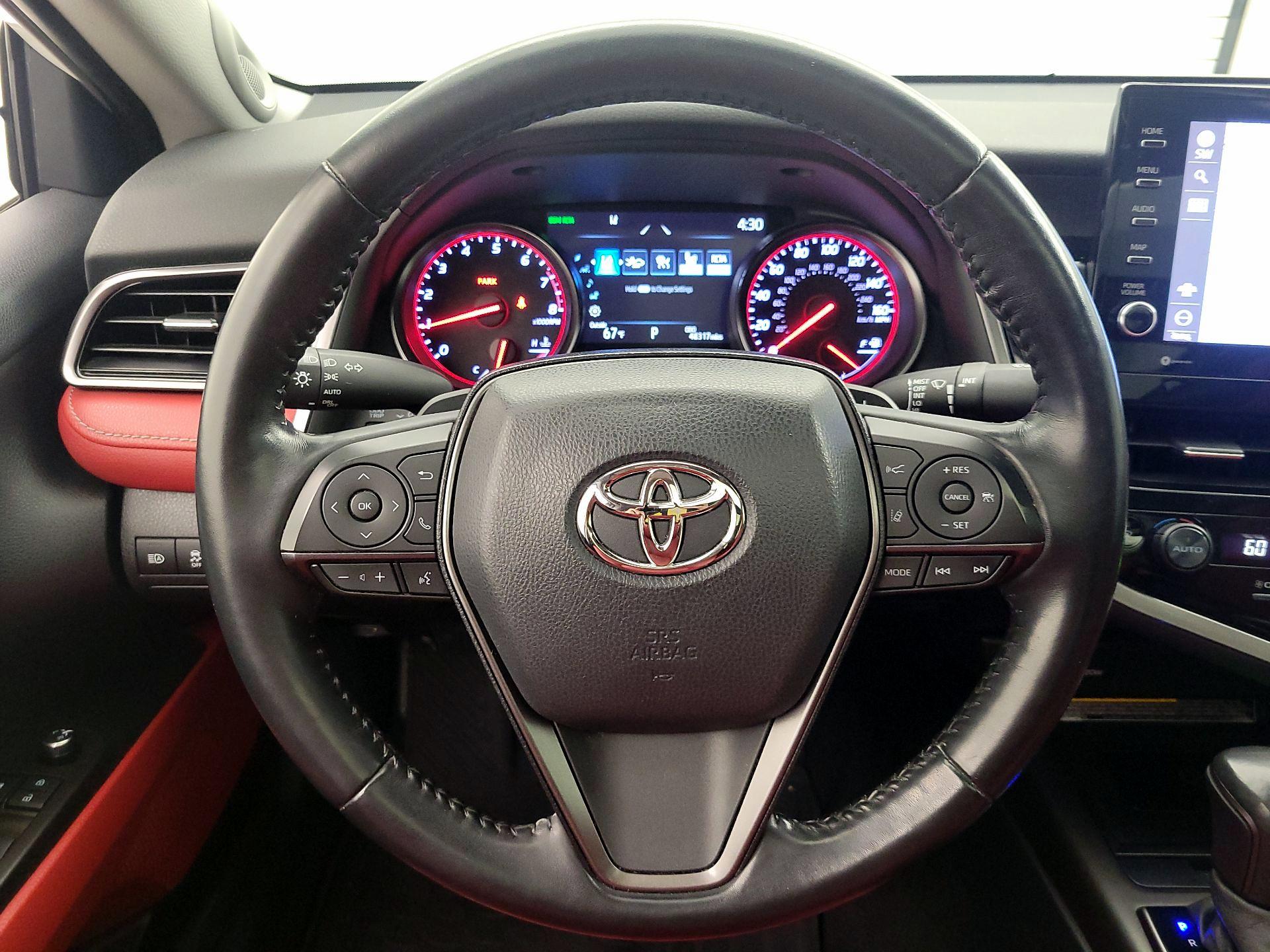 Thumbnail: 2021 Toyota Camry - 10