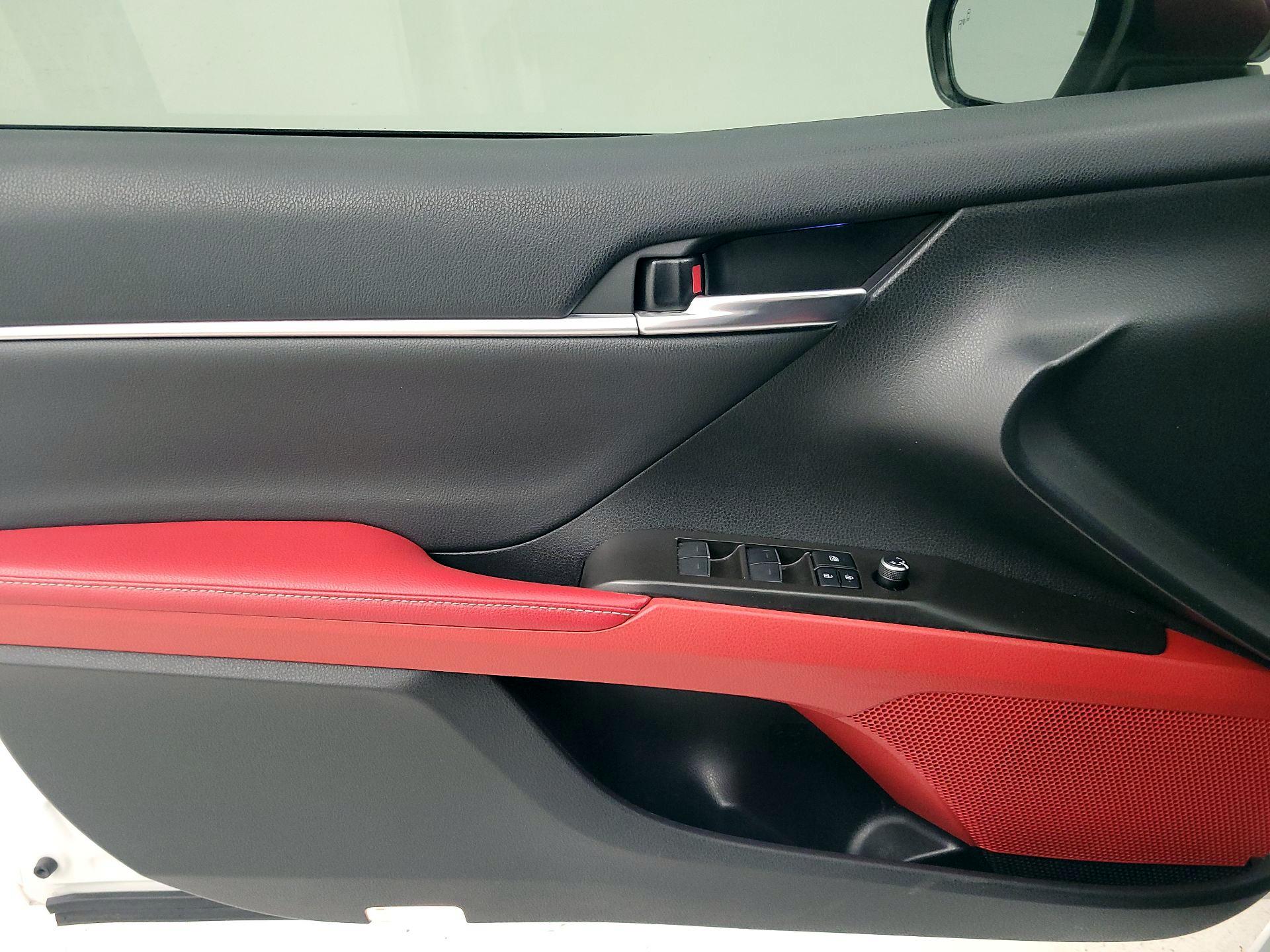 Thumbnail: 2021 Toyota Camry - 12