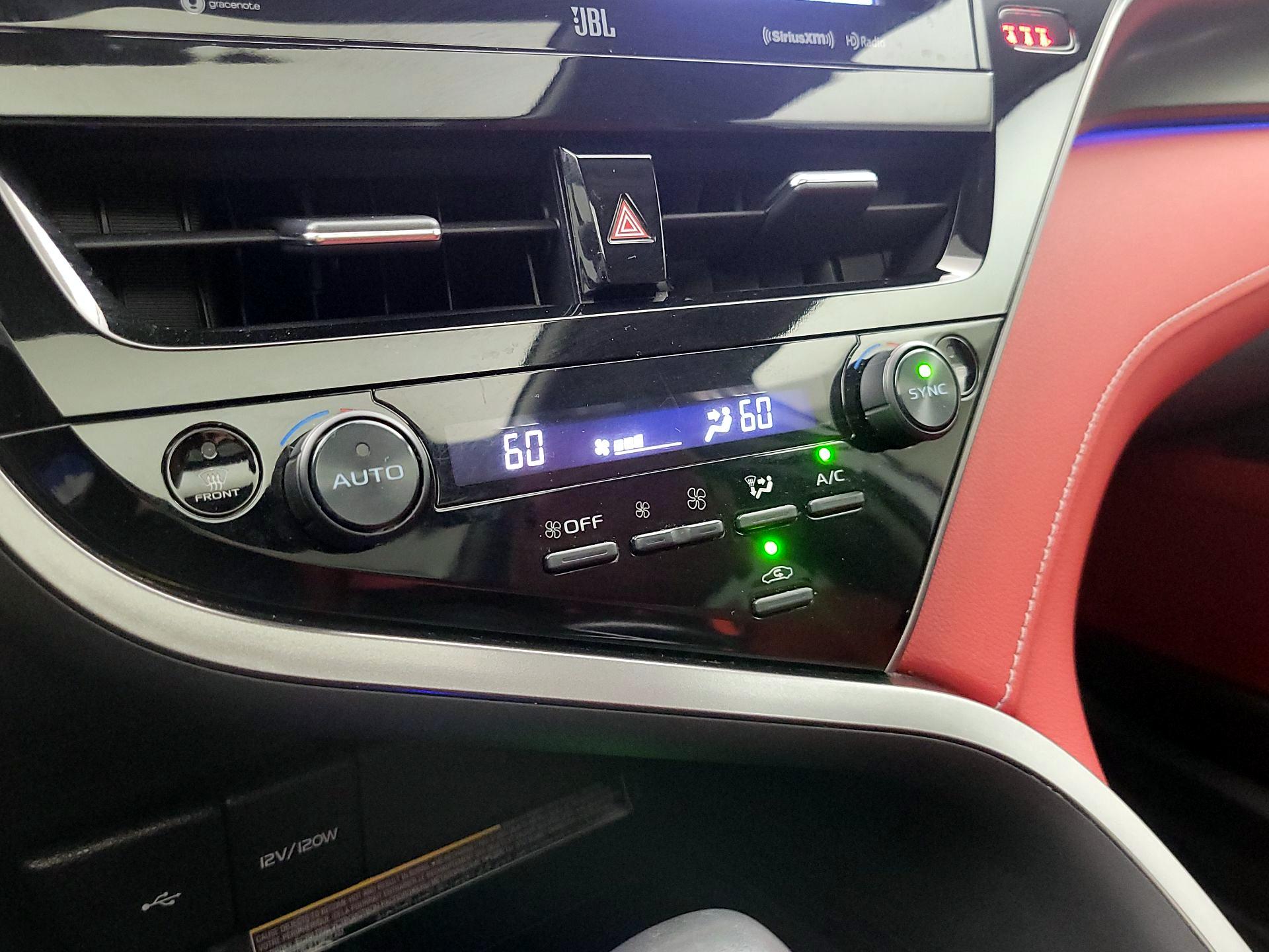 Thumbnail: 2021 Toyota Camry - 17