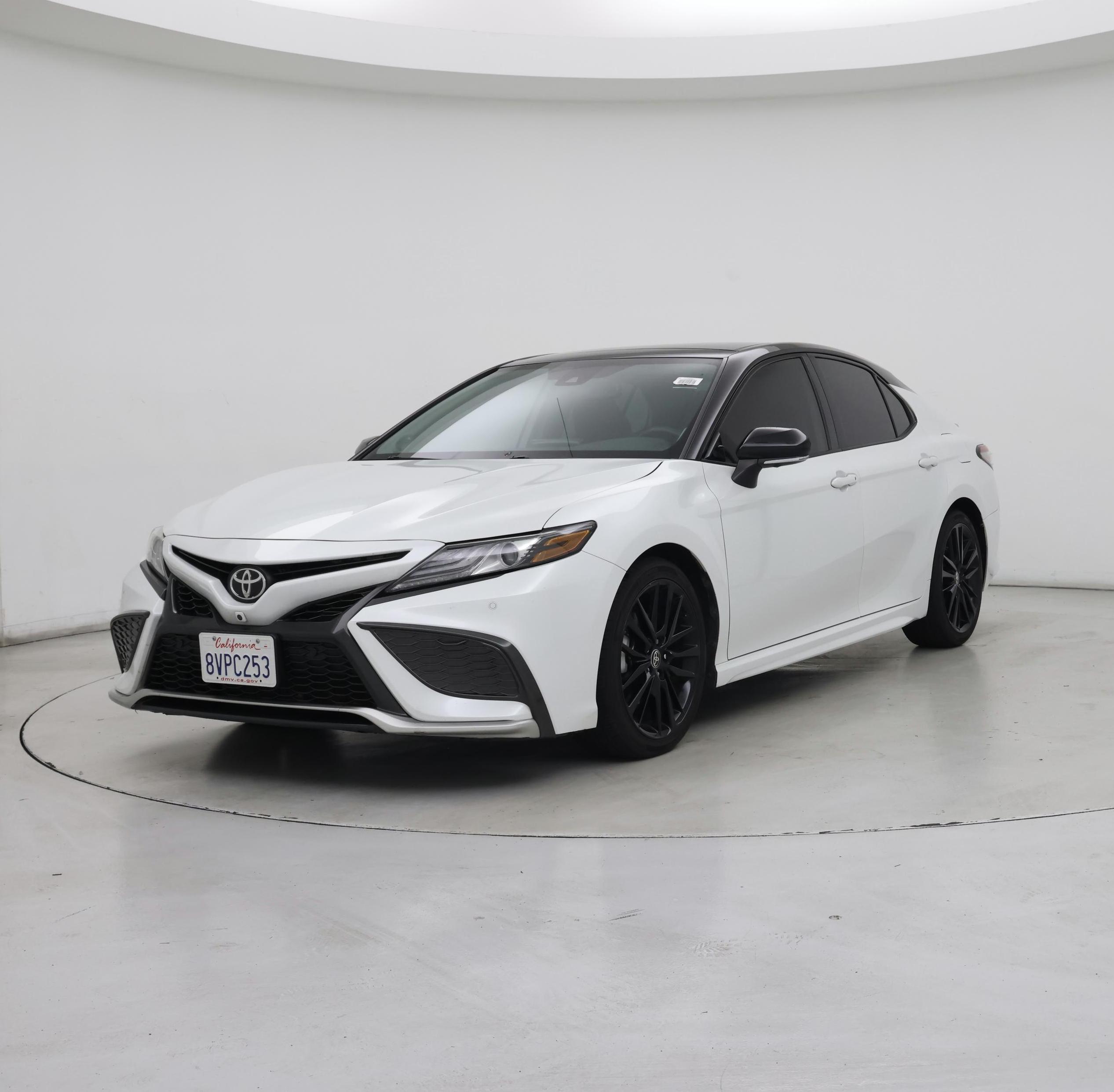 Thumbnail: 2021 Toyota Camry - 4