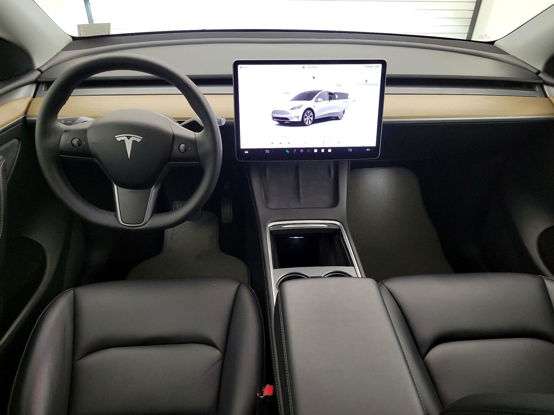 Thumbnail: 2022 Tesla Model Y - 9