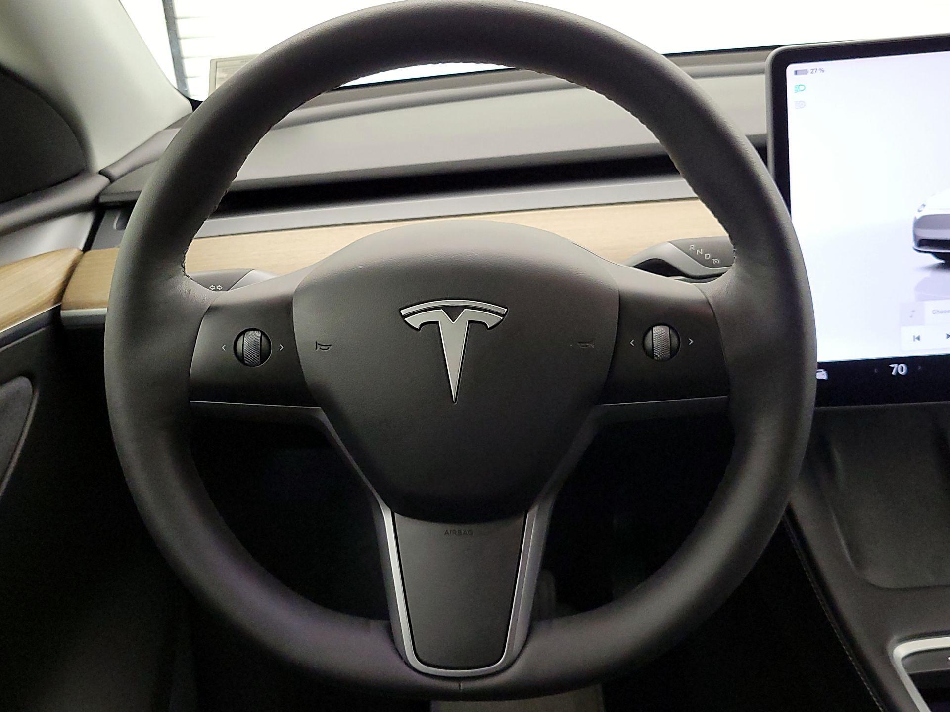 Thumbnail: 2022 Tesla Model Y - 10