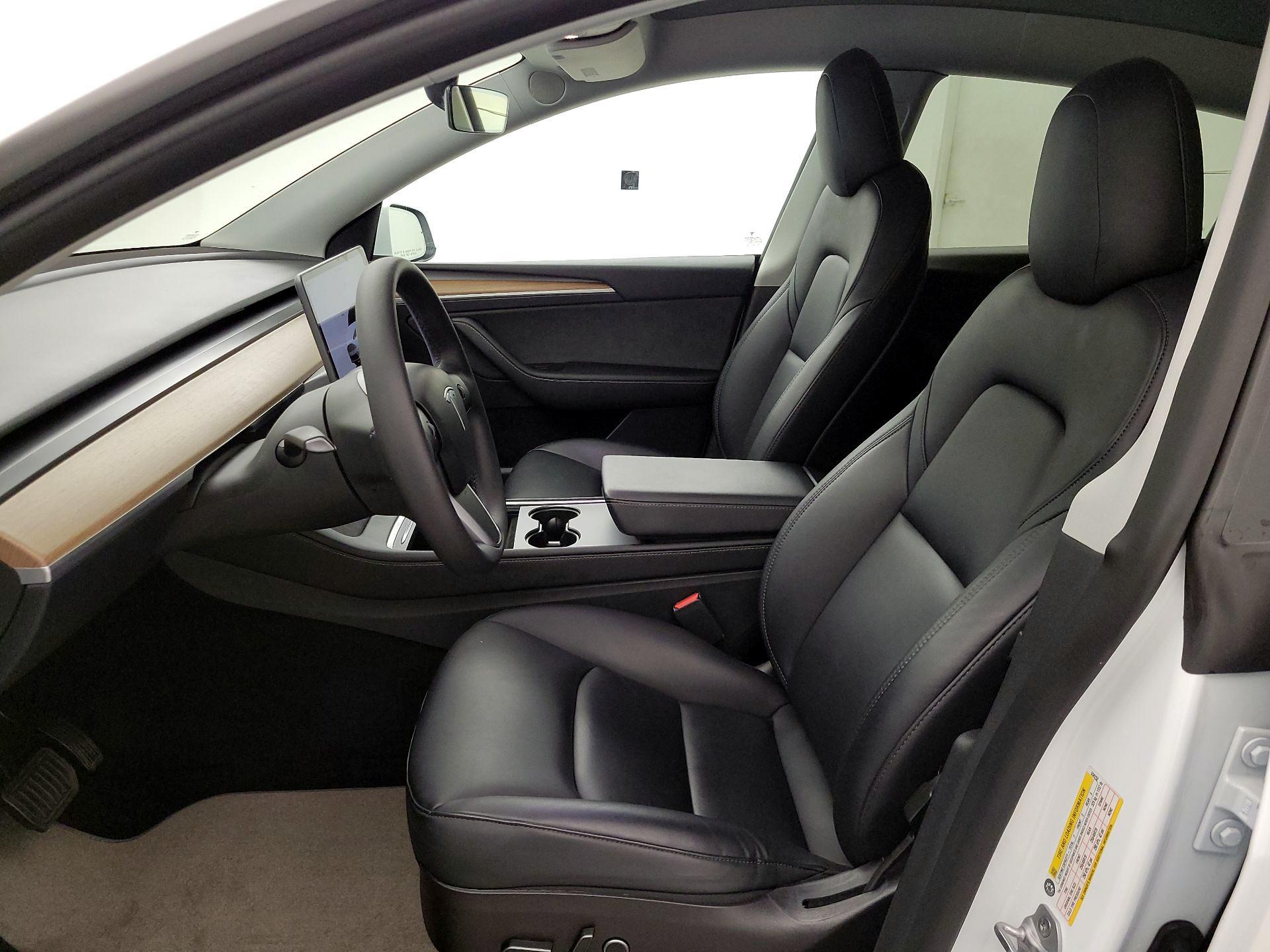 Thumbnail: 2022 Tesla Model Y - 11