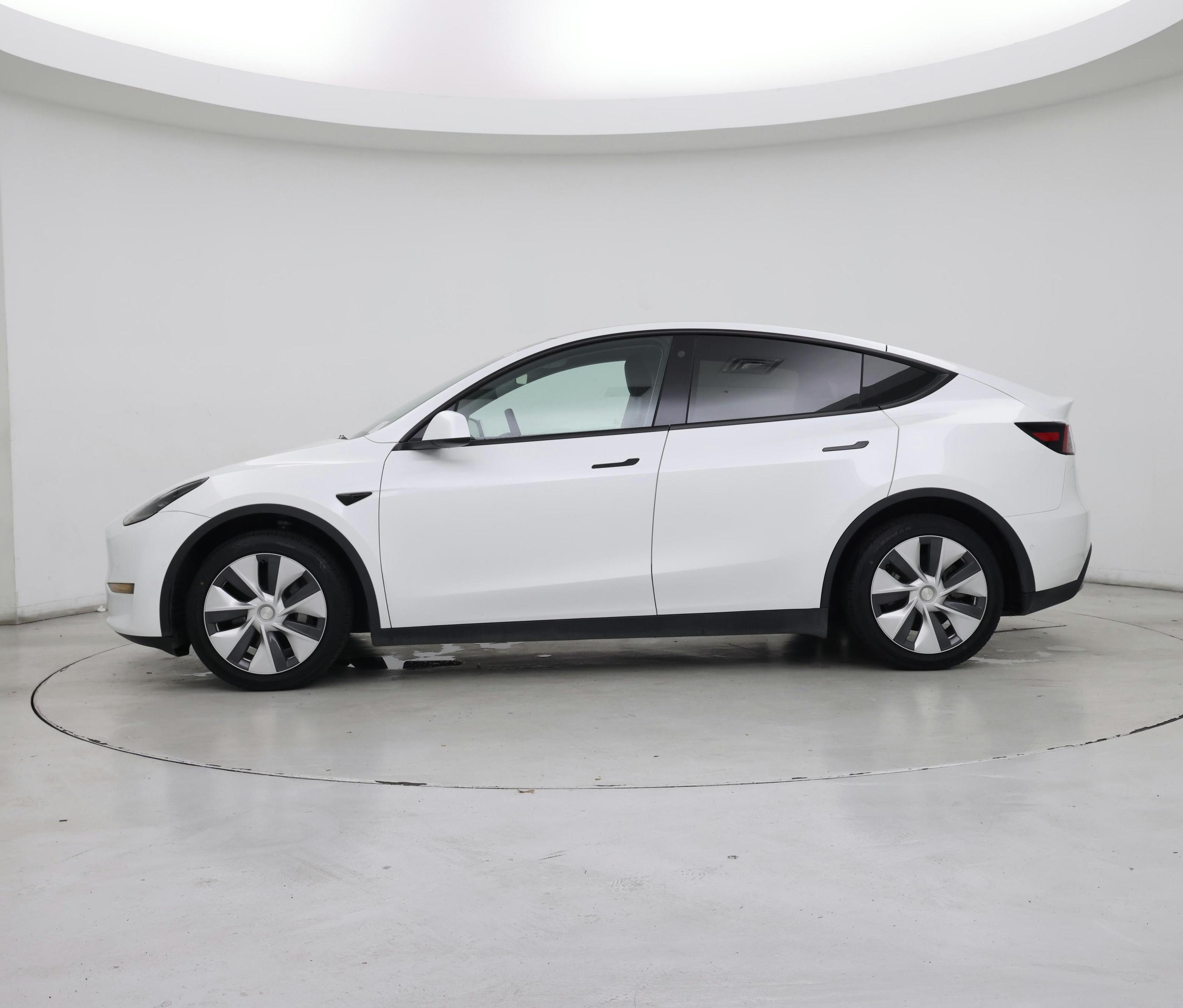 Thumbnail: 2022 Tesla Model Y - 3