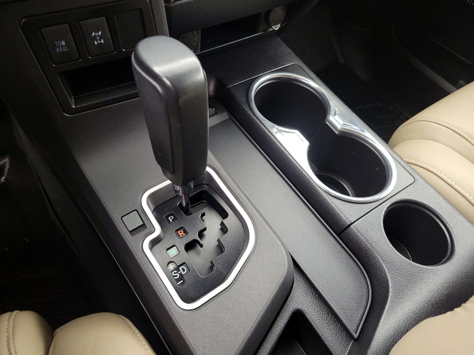 Thumbnail: 2018 Toyota Sequoia - 17