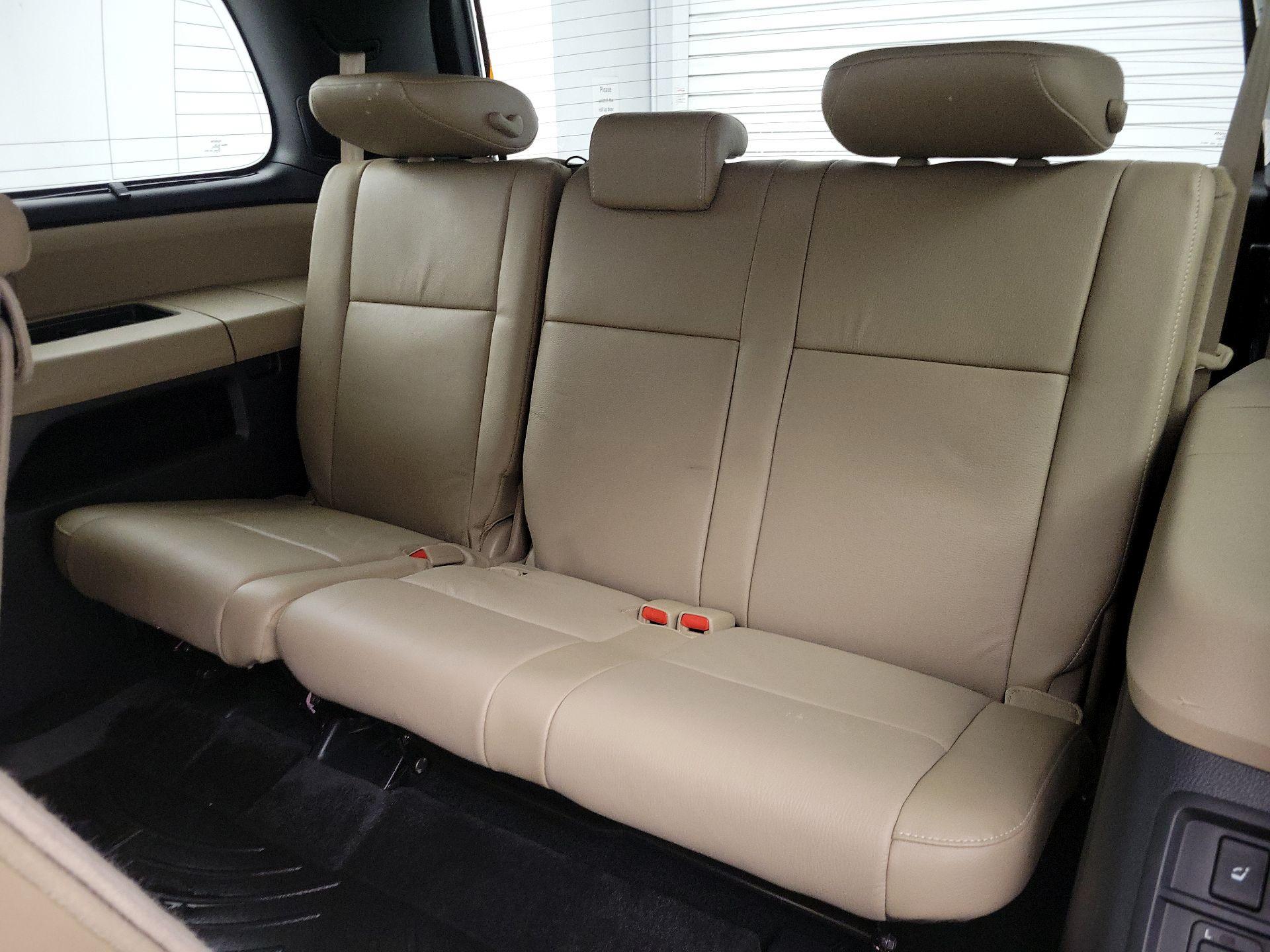 Thumbnail: 2018 Toyota Sequoia - 20