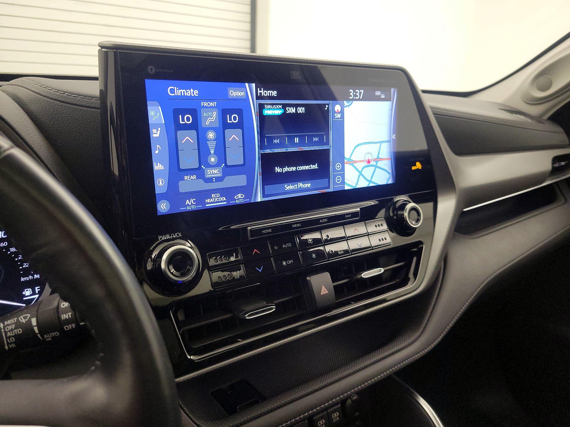 Thumbnail: 2021 Toyota Highlander - 17