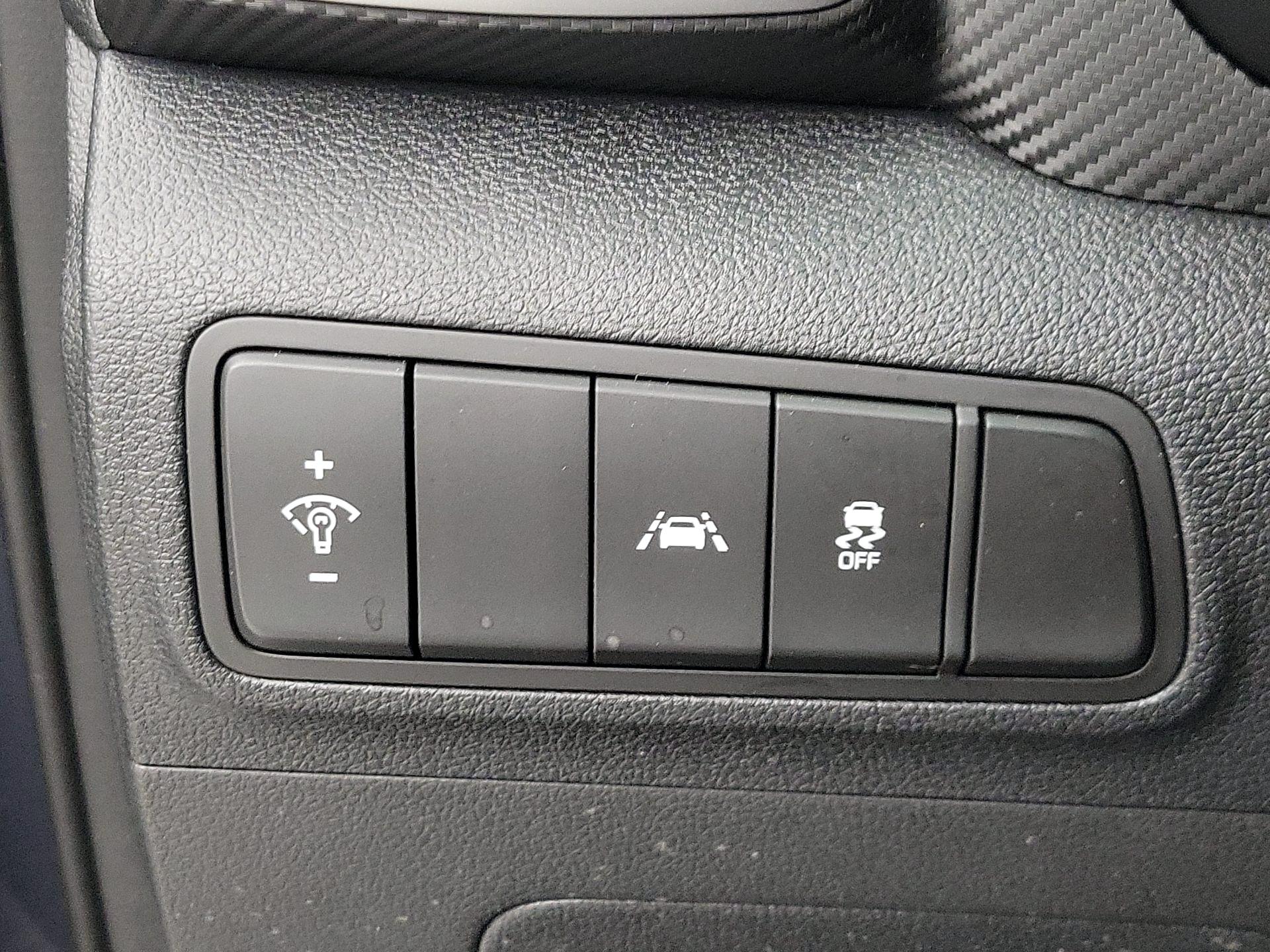 Thumbnail: 2019 Hyundai Tucson - 13