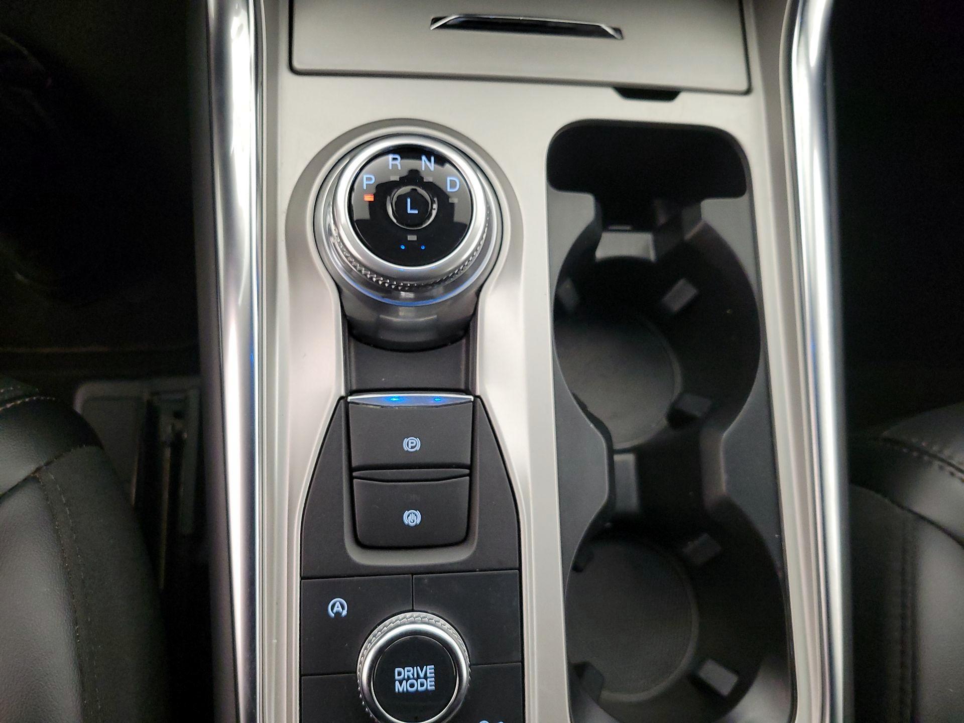 Thumbnail: 2023 Ford Explorer - 18