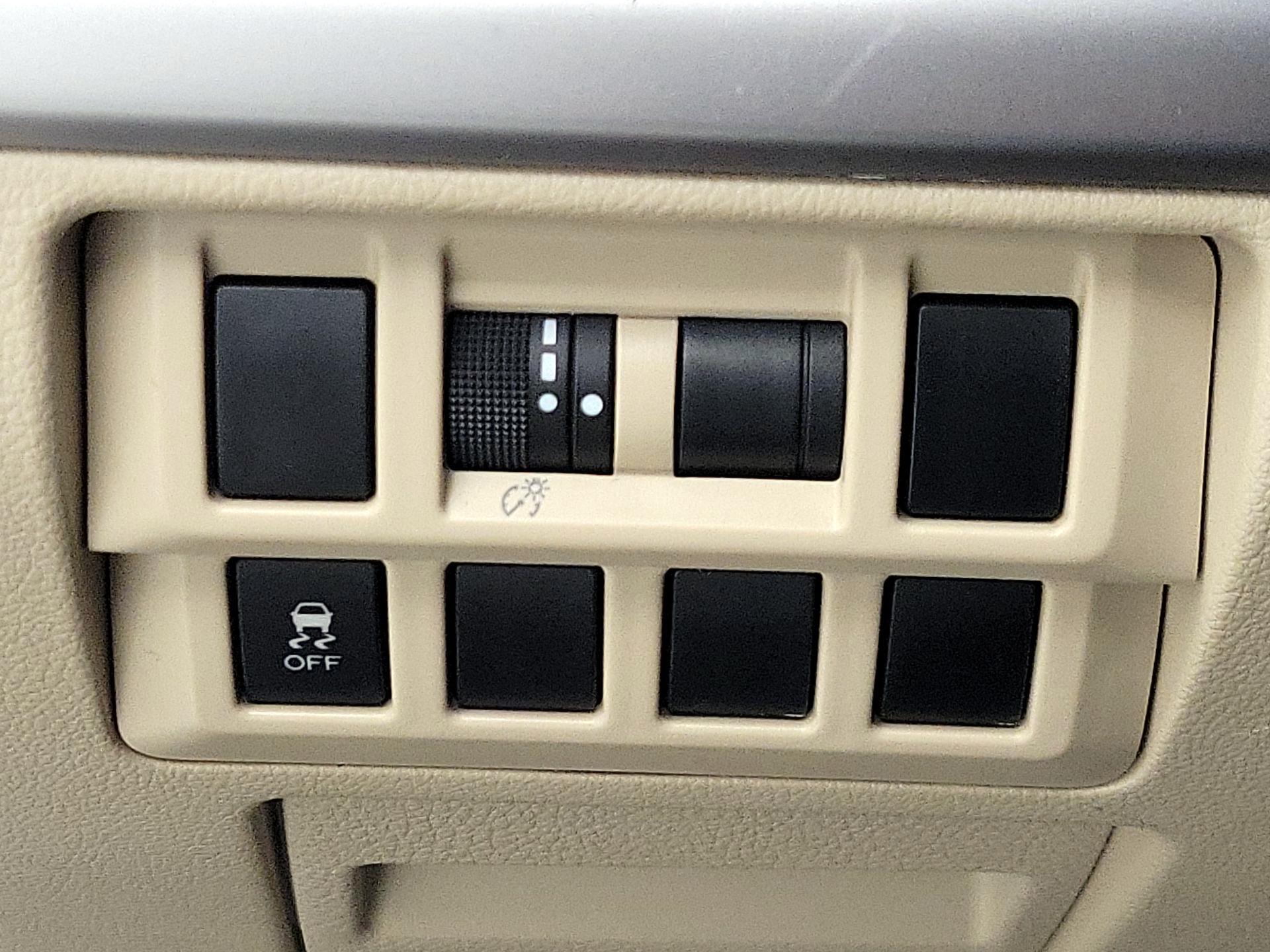 Thumbnail: 2017 Subaru Outback - 13