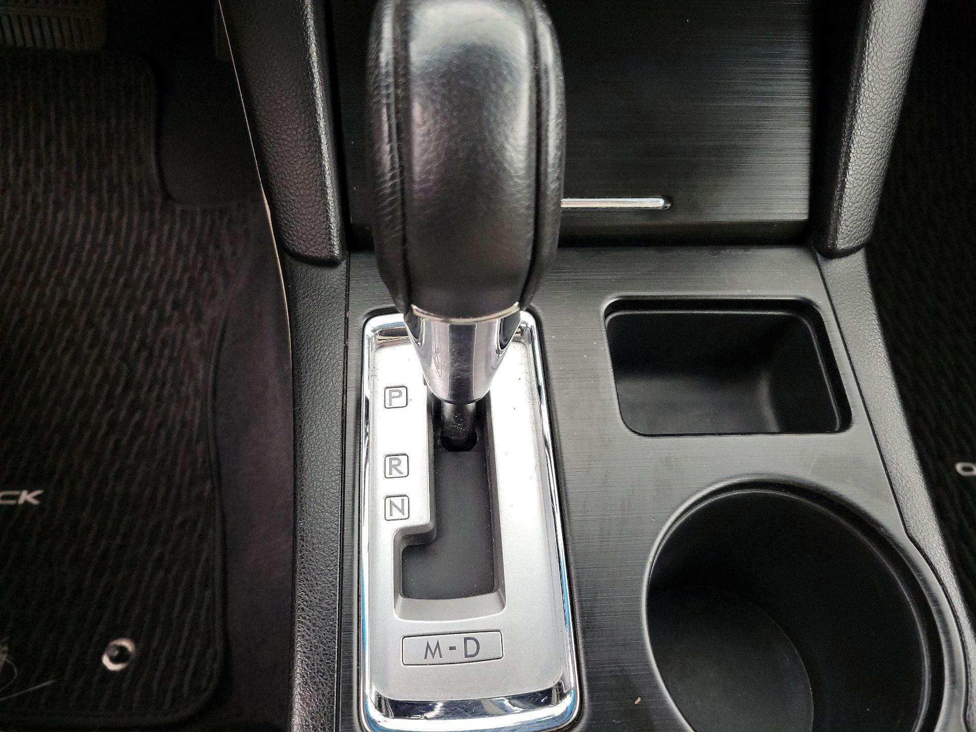 Thumbnail: 2017 Subaru Outback - 17