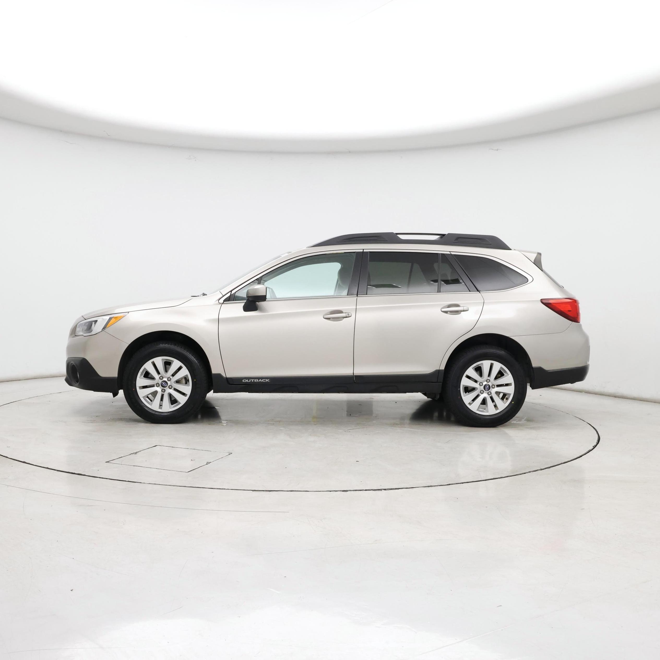 Thumbnail: 2017 Subaru Outback - 3