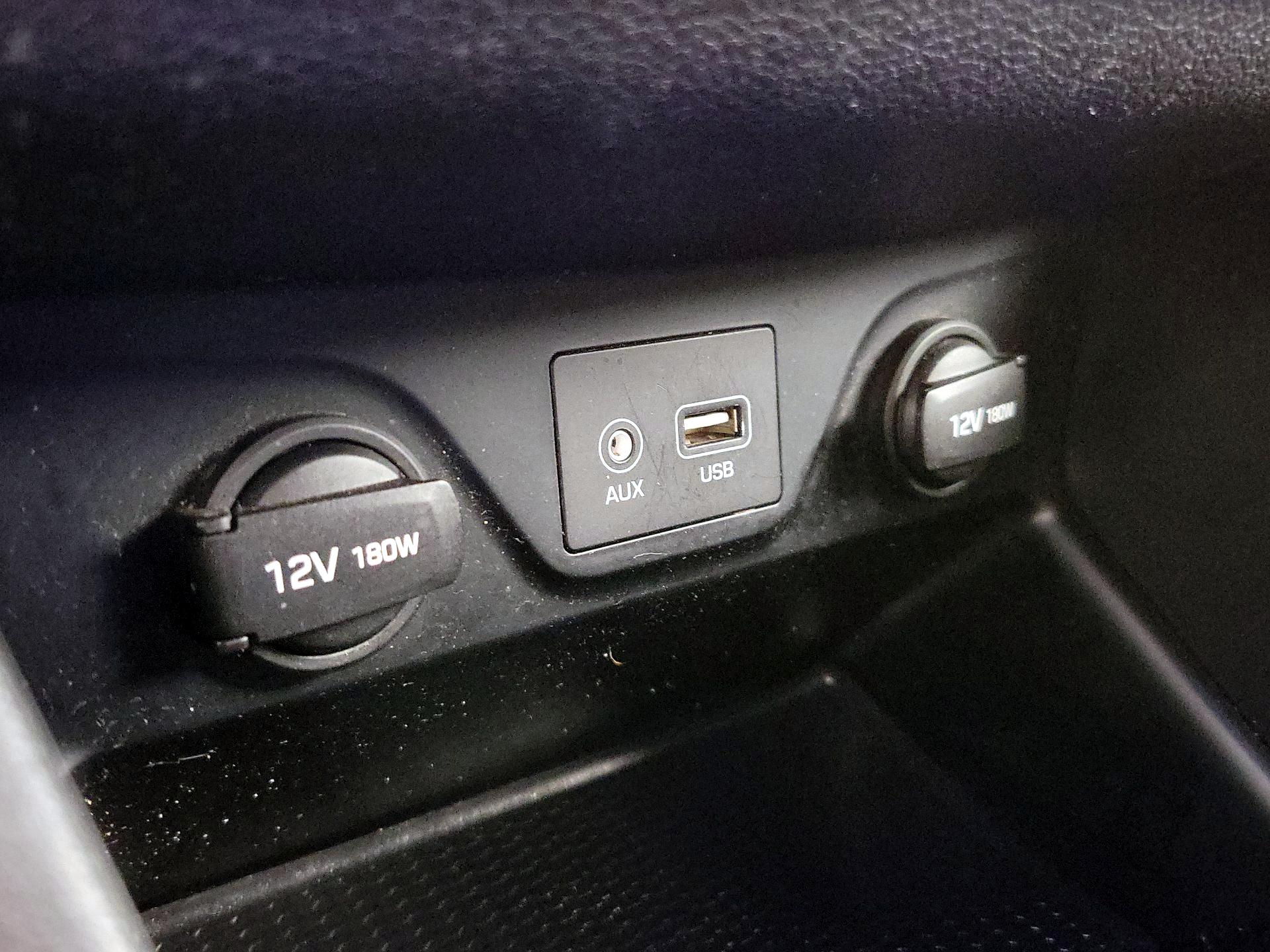 Thumbnail: 2016 Hyundai Tucson - 18