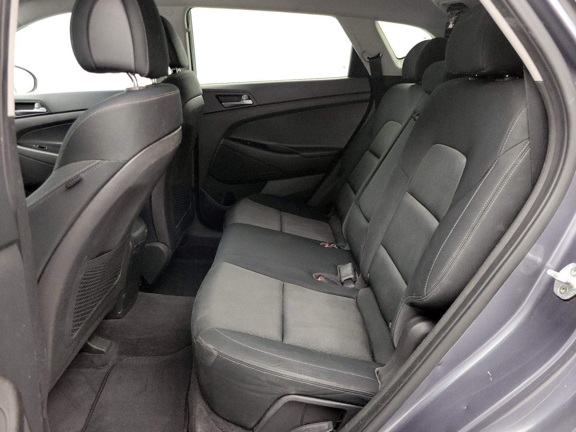 Thumbnail: 2016 Hyundai Tucson - 19