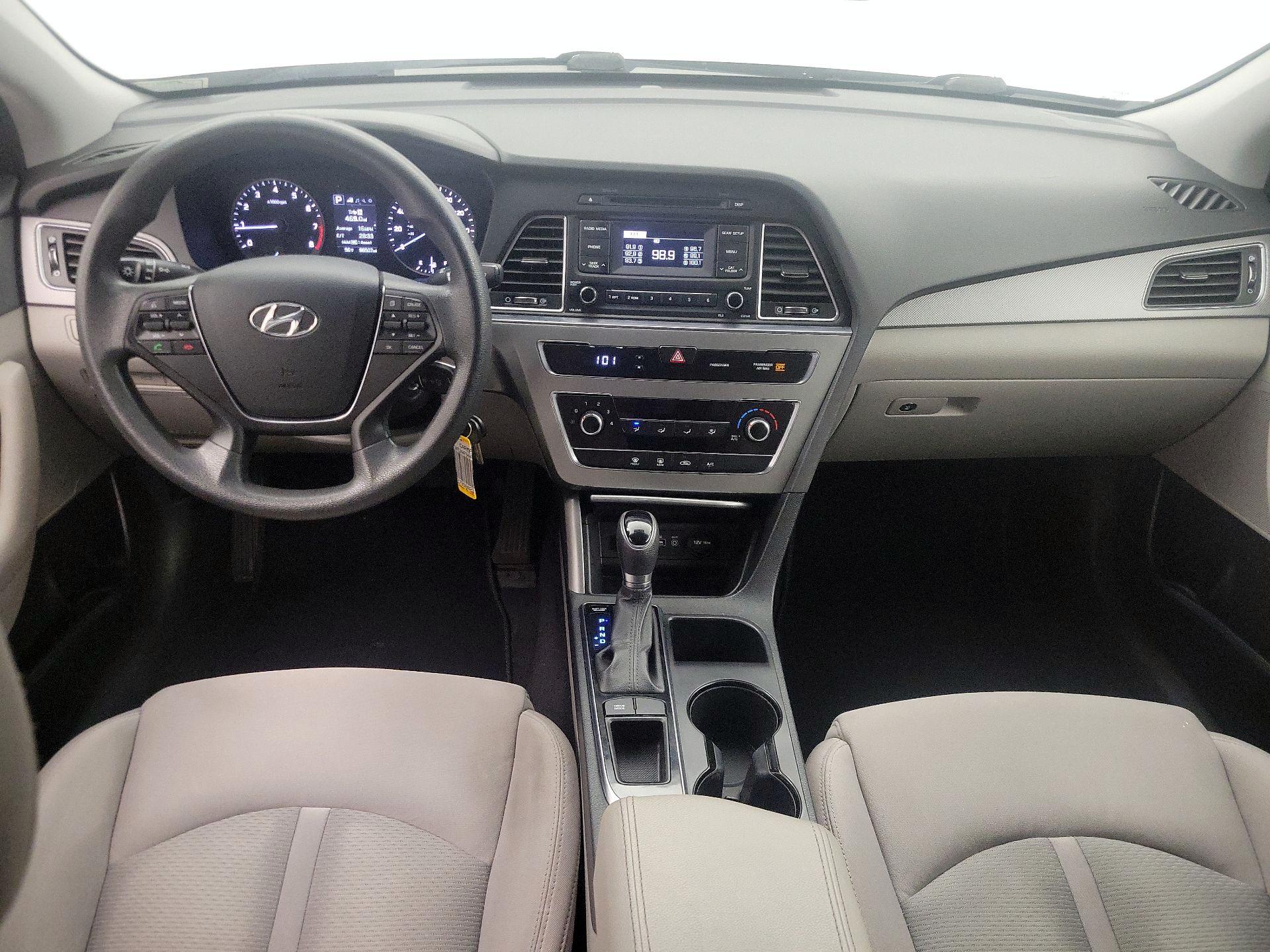 Thumbnail: 2017 Hyundai Sonata - 9