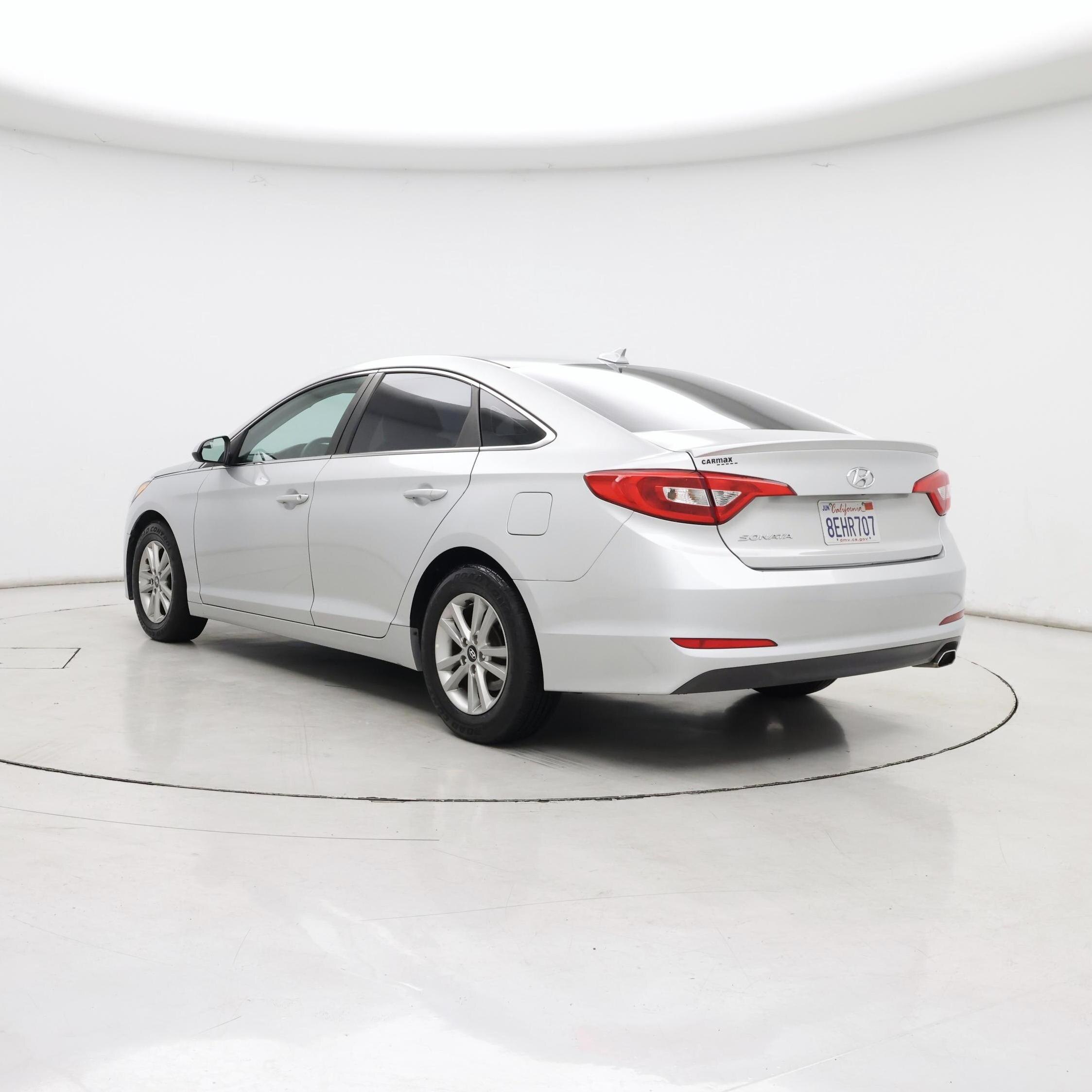 Thumbnail: 2017 Hyundai Sonata - 2