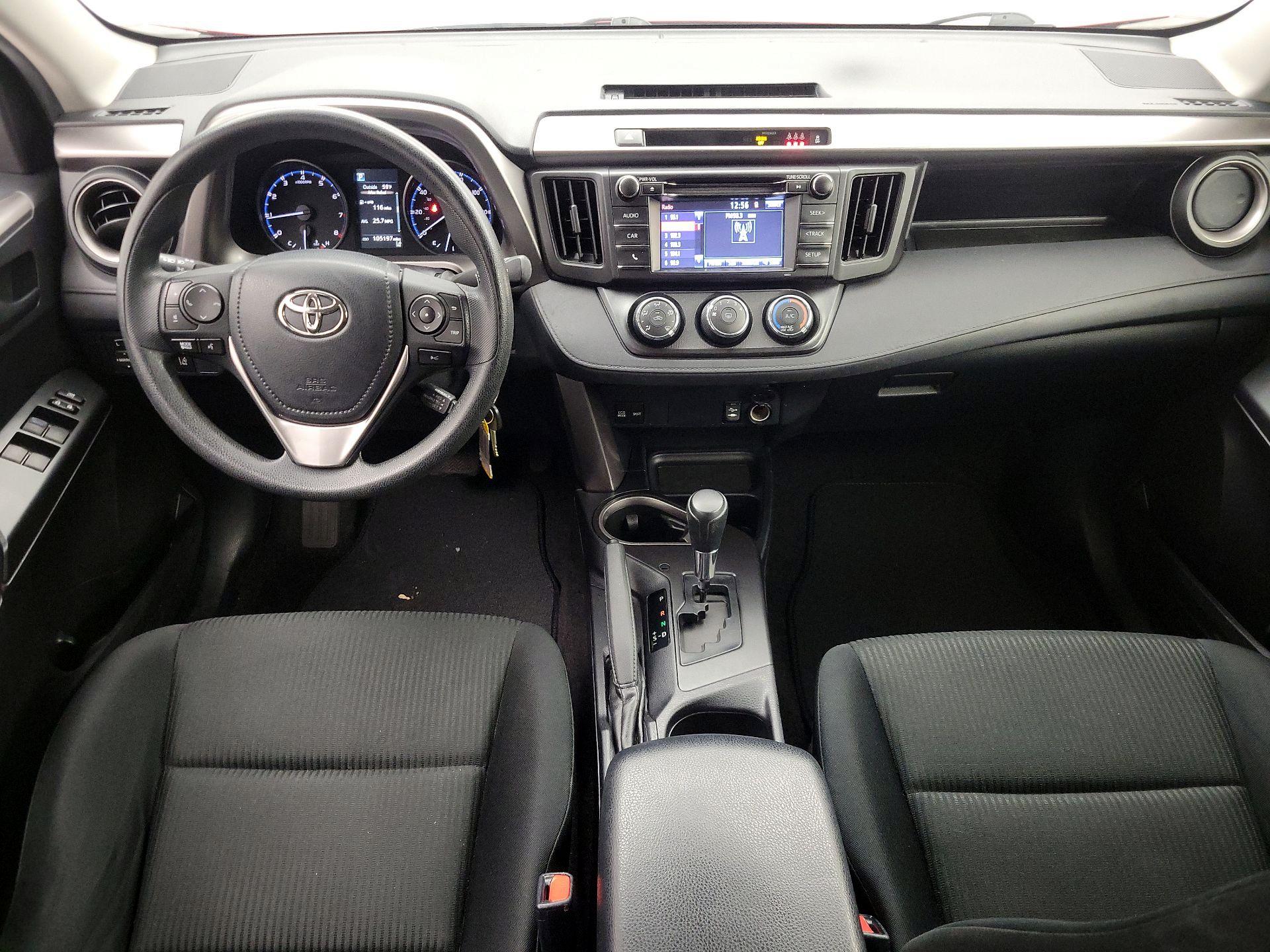 Thumbnail: 2017 Toyota RAV4 - 9