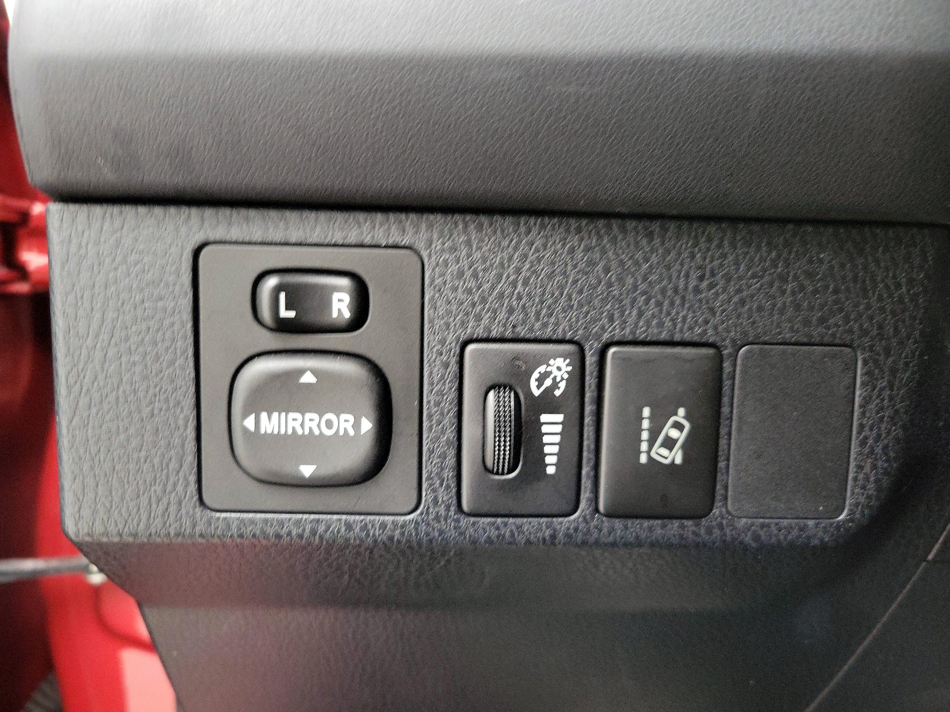 Thumbnail: 2017 Toyota RAV4 - 13