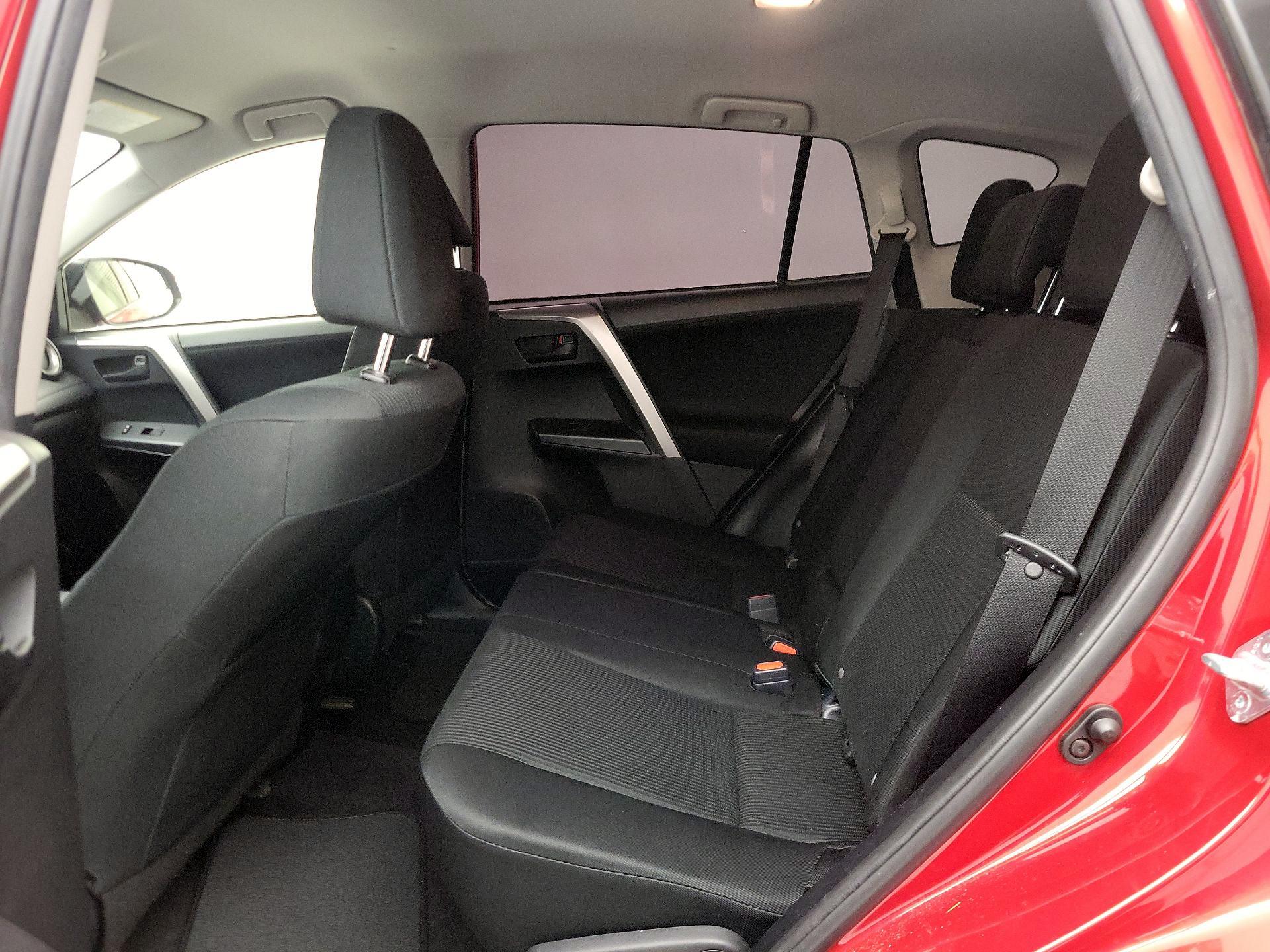 Thumbnail: 2017 Toyota RAV4 - 19