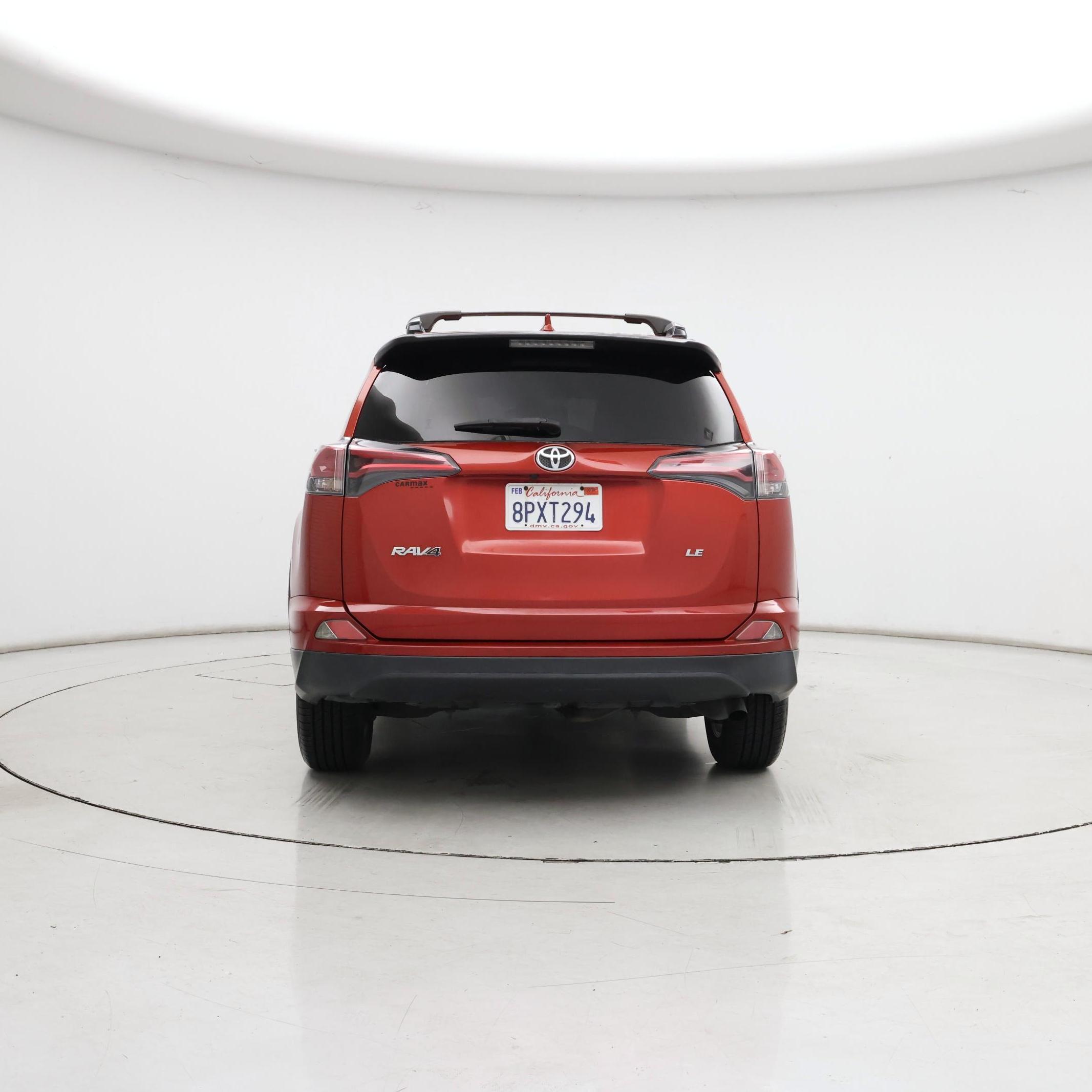 Thumbnail: 2017 Toyota RAV4 - 6