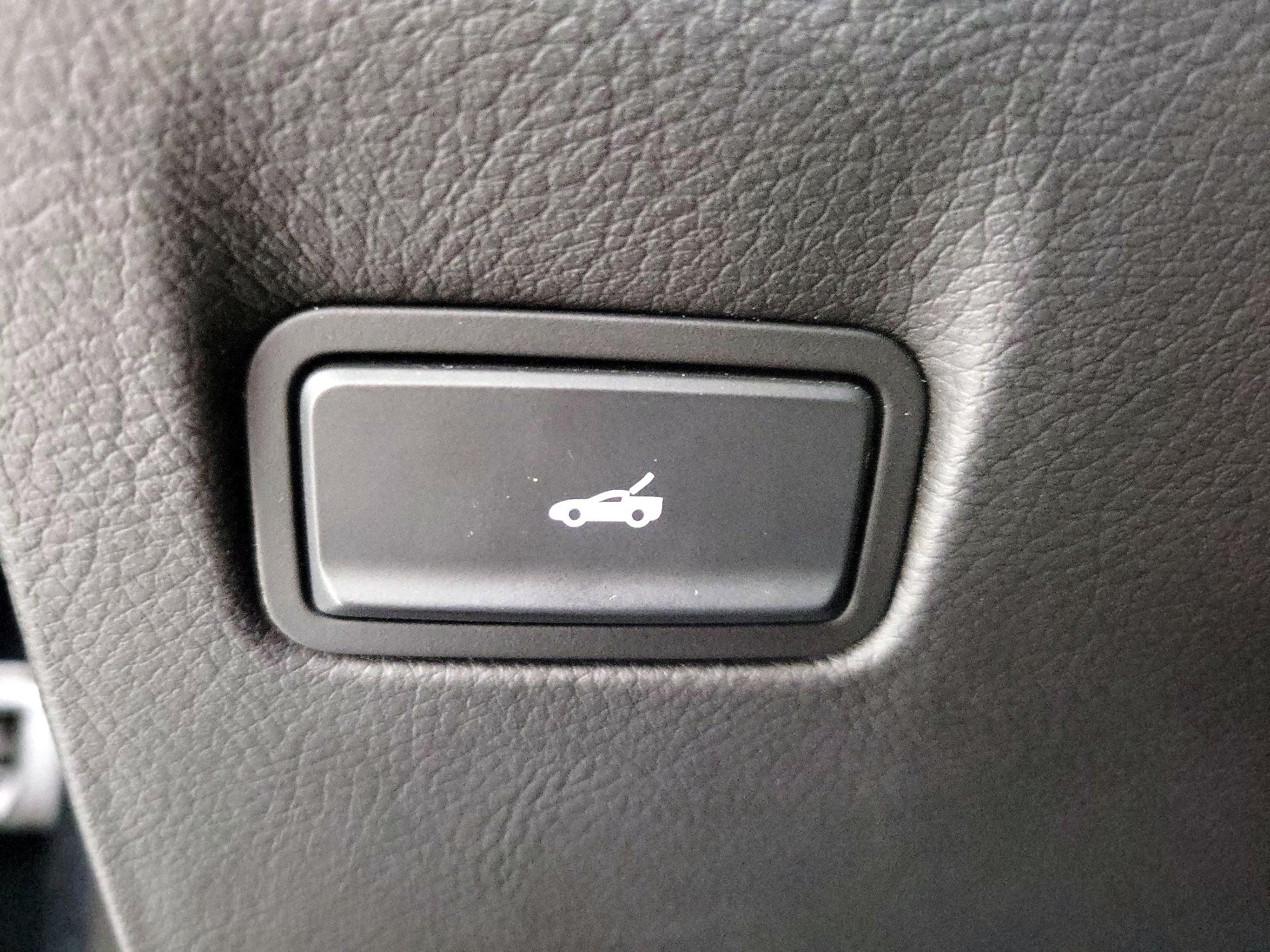 Thumbnail: 2017 Chevrolet Corvette - 13