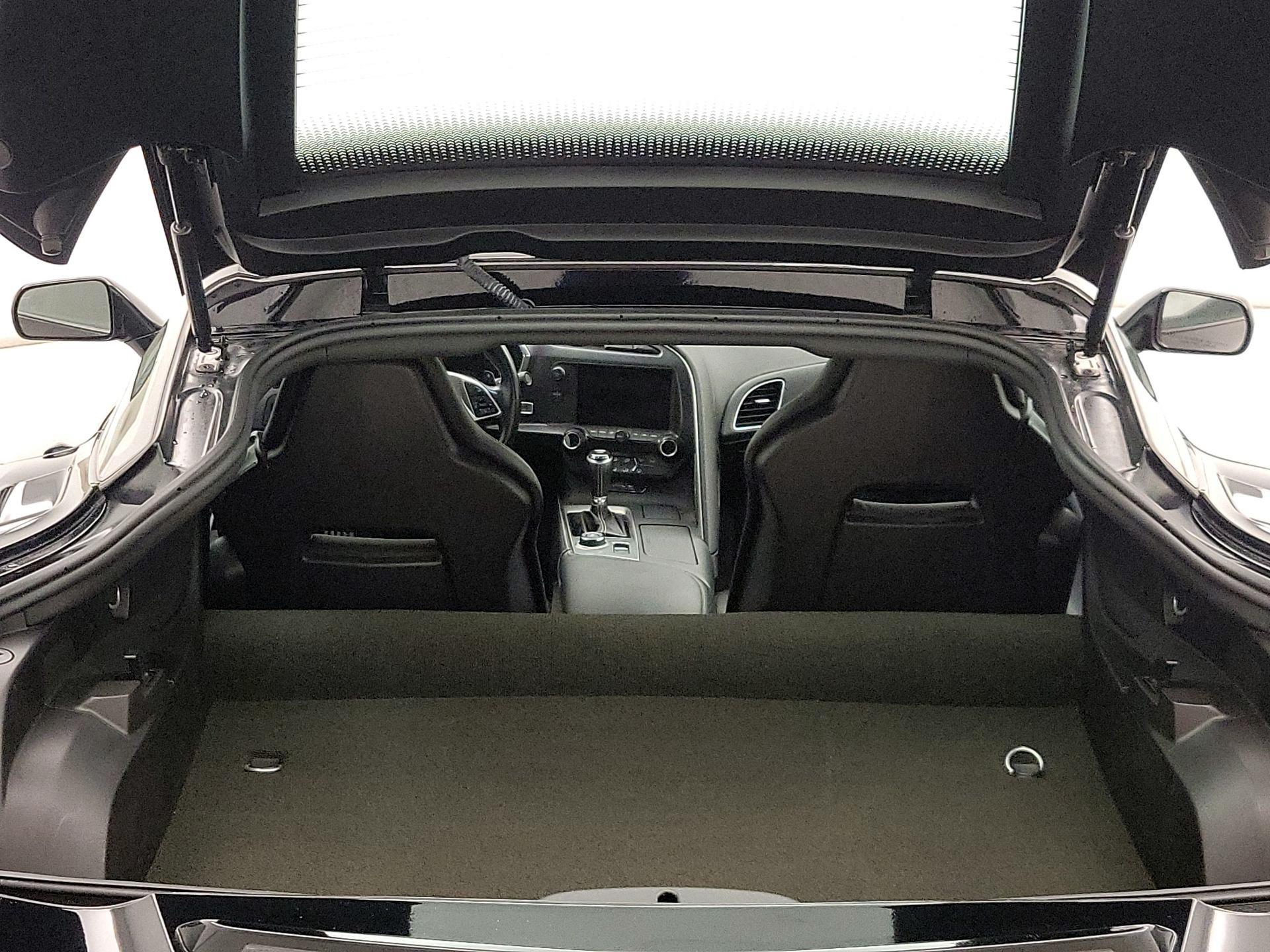 Thumbnail: 2017 Chevrolet Corvette - 19