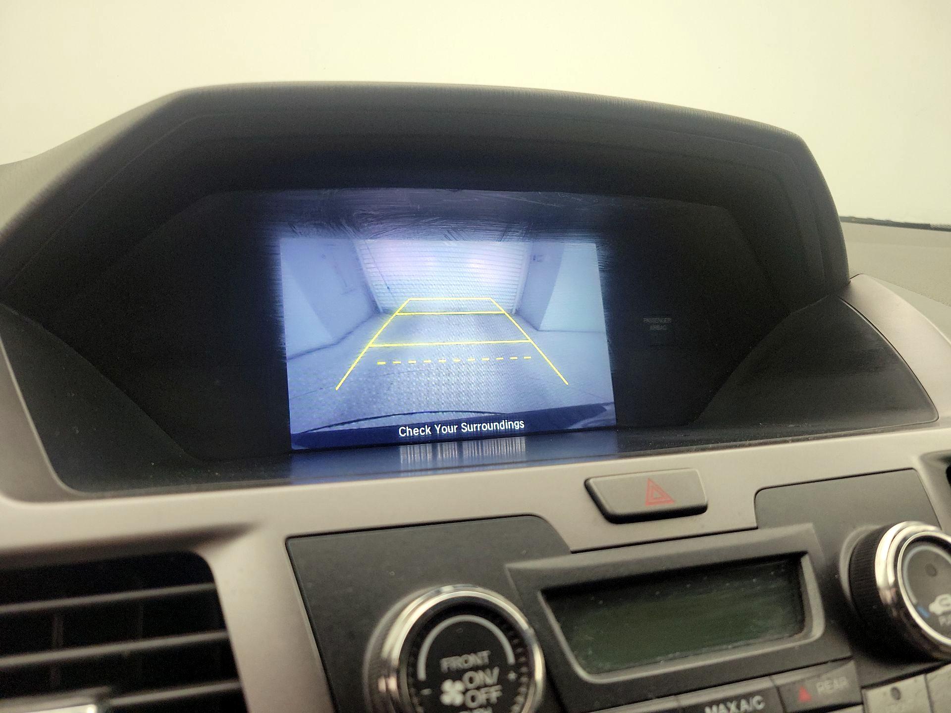 Thumbnail: 2015 Honda Odyssey - 14