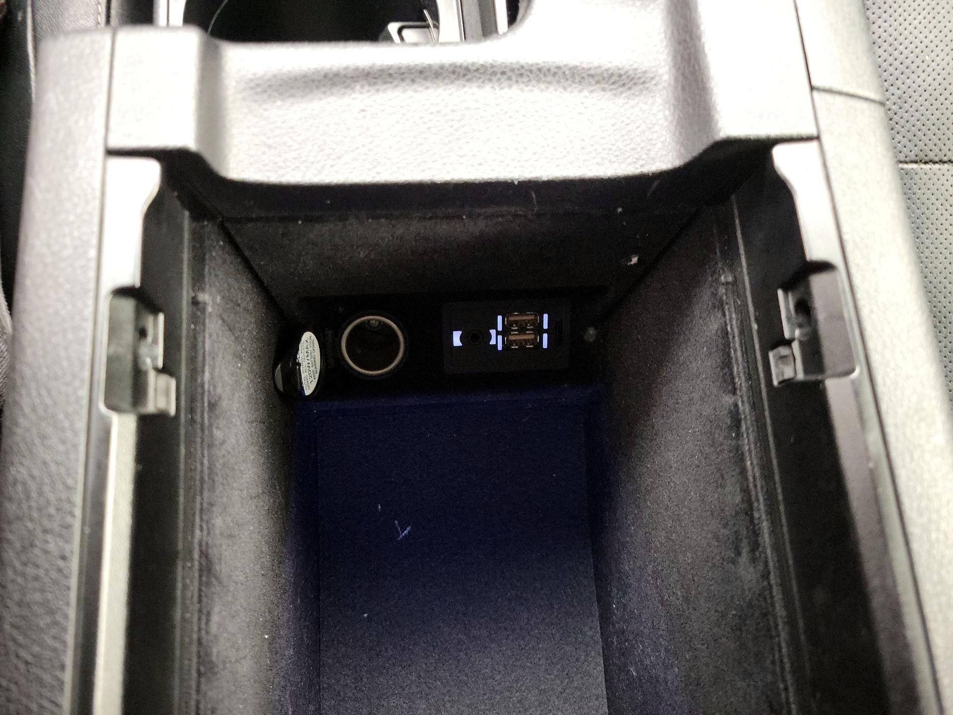 Thumbnail: 2015 Lexus ES - 19