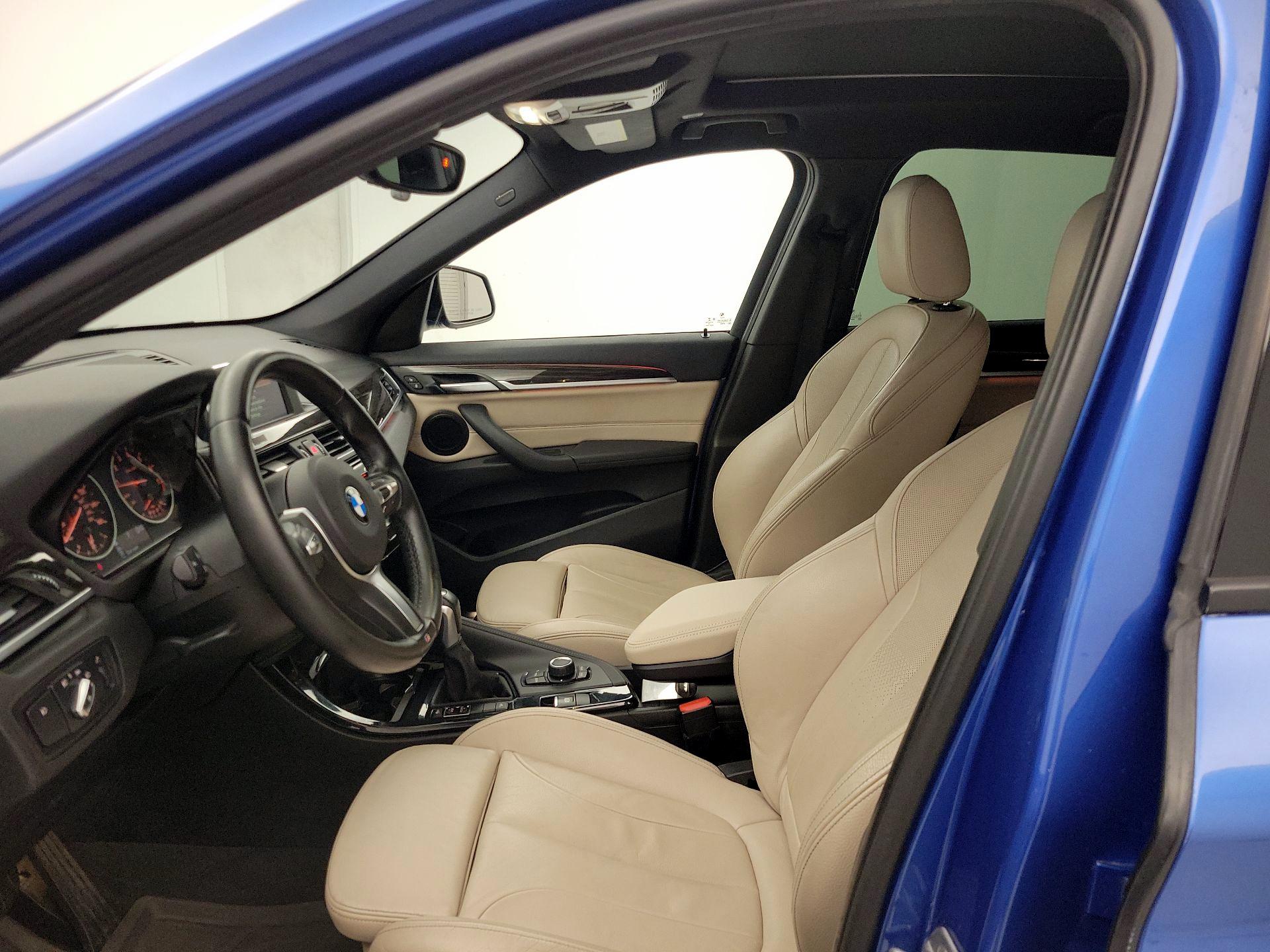 Thumbnail: 2017 BMW X1 - 11