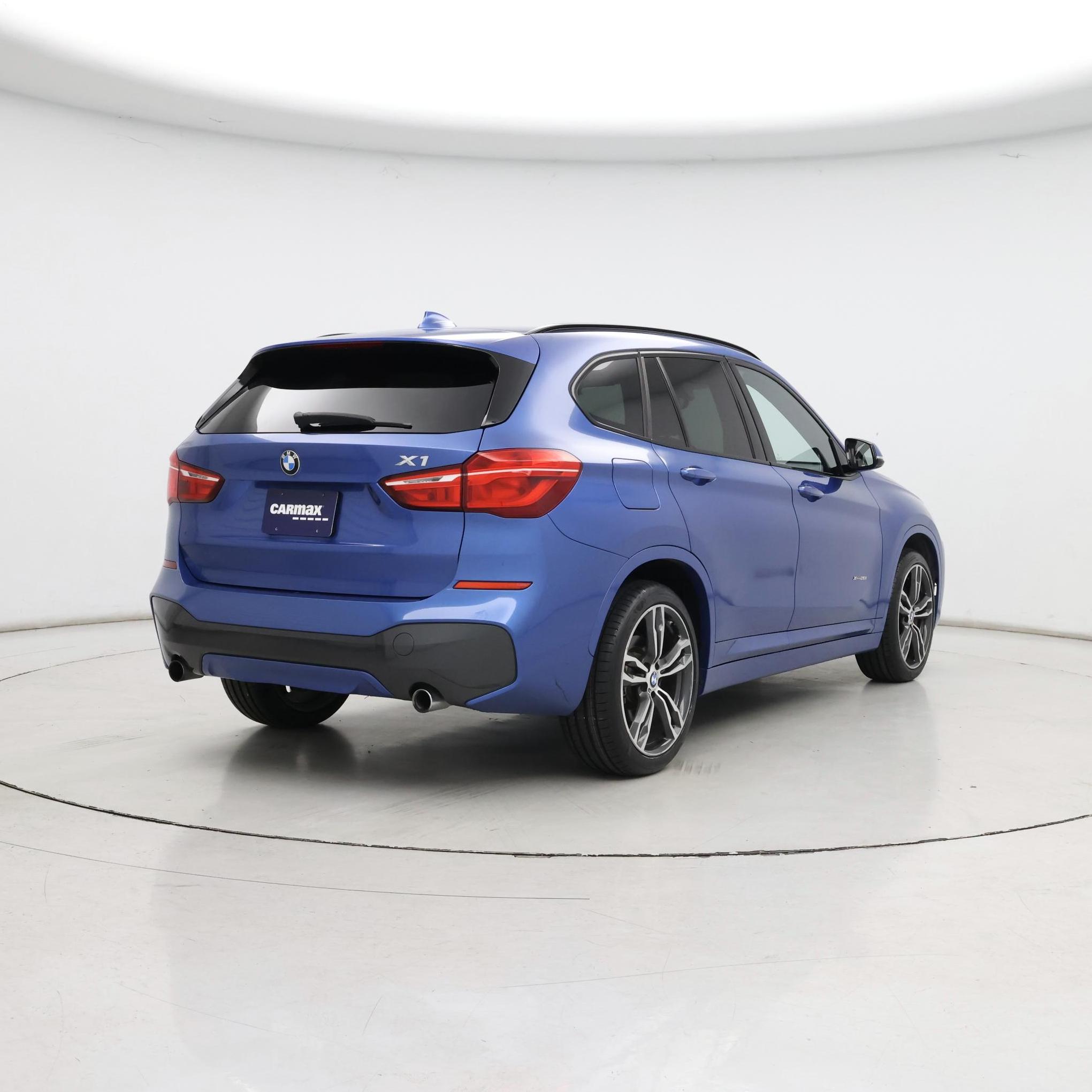 Thumbnail: 2017 BMW X1 - 8