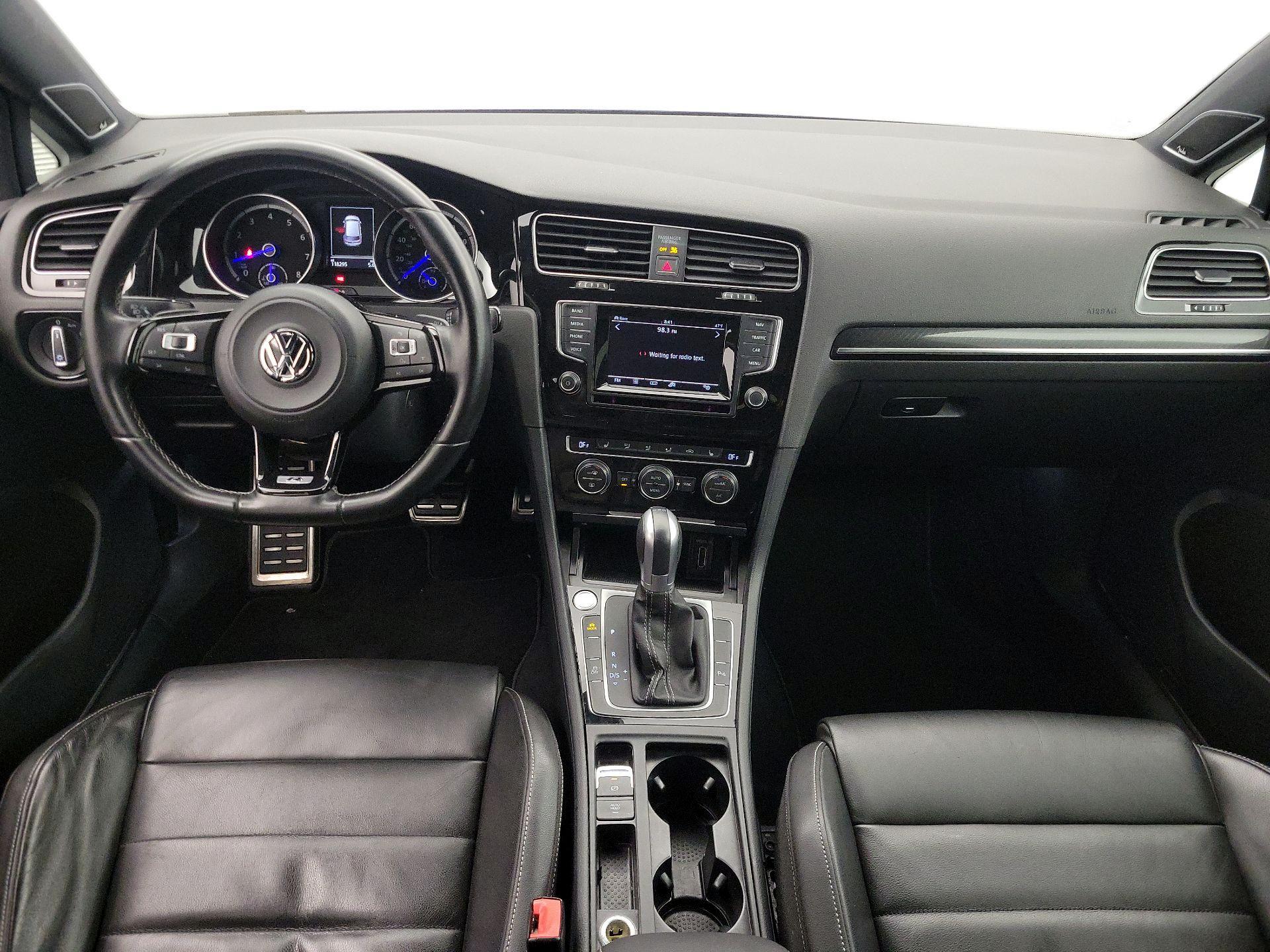 Thumbnail: 2015 Volkswagen Golf - 9