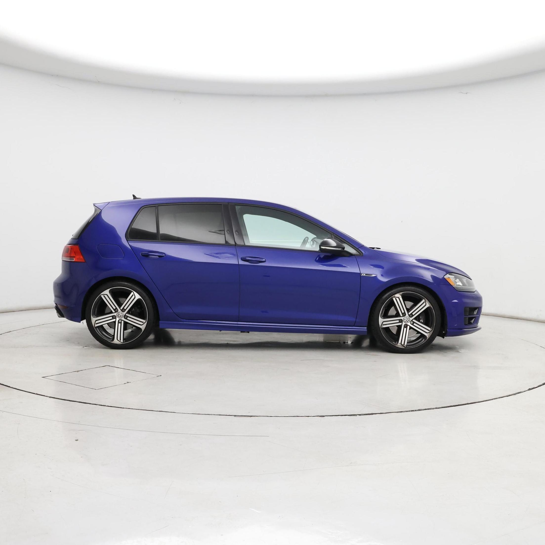 Thumbnail: 2015 Volkswagen Golf - 7