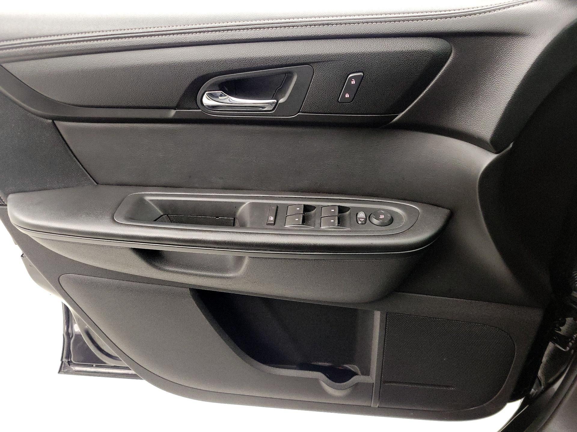 Thumbnail: 2014 GMC Acadia - 12