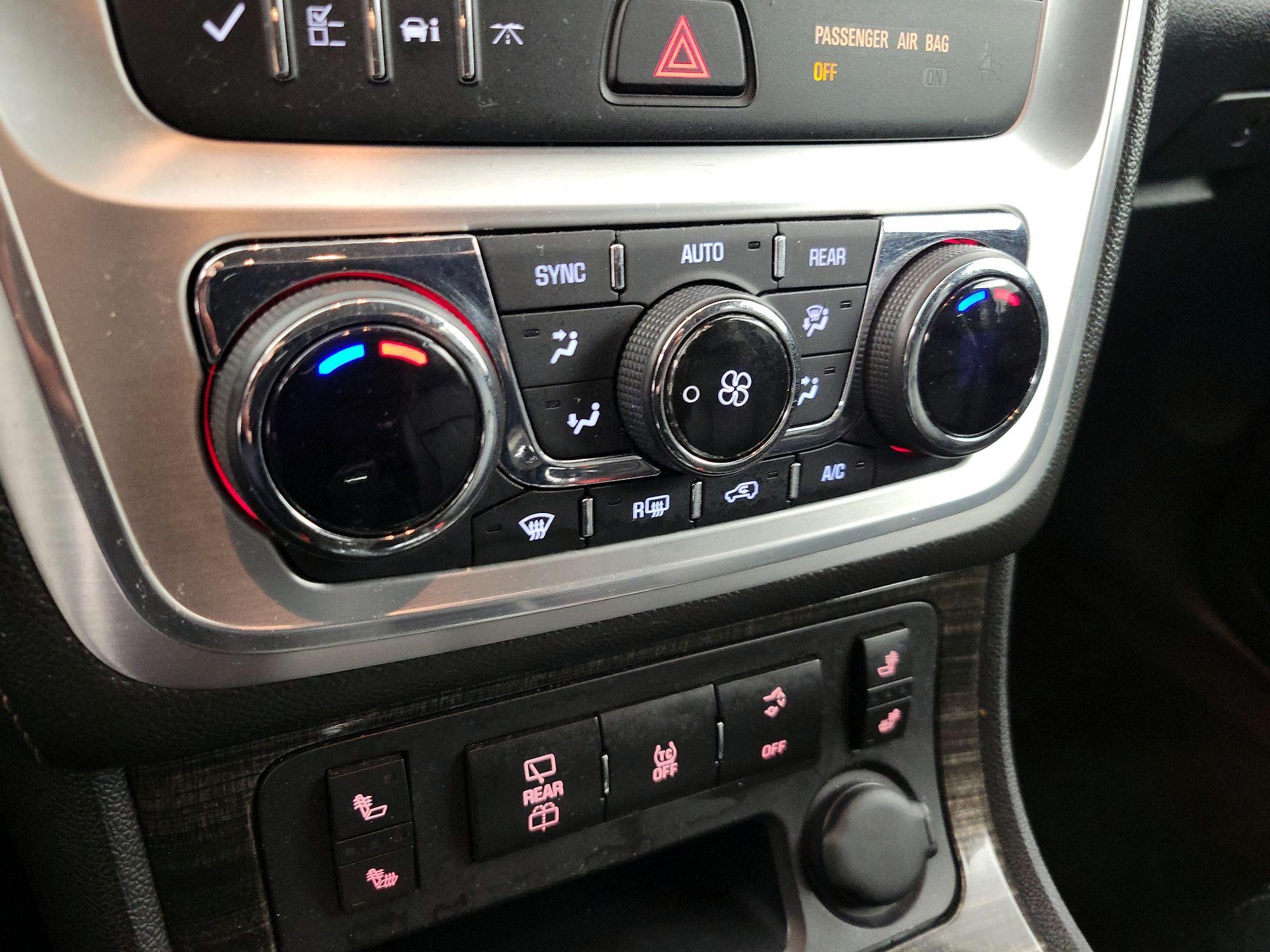 Thumbnail: 2014 GMC Acadia - 16