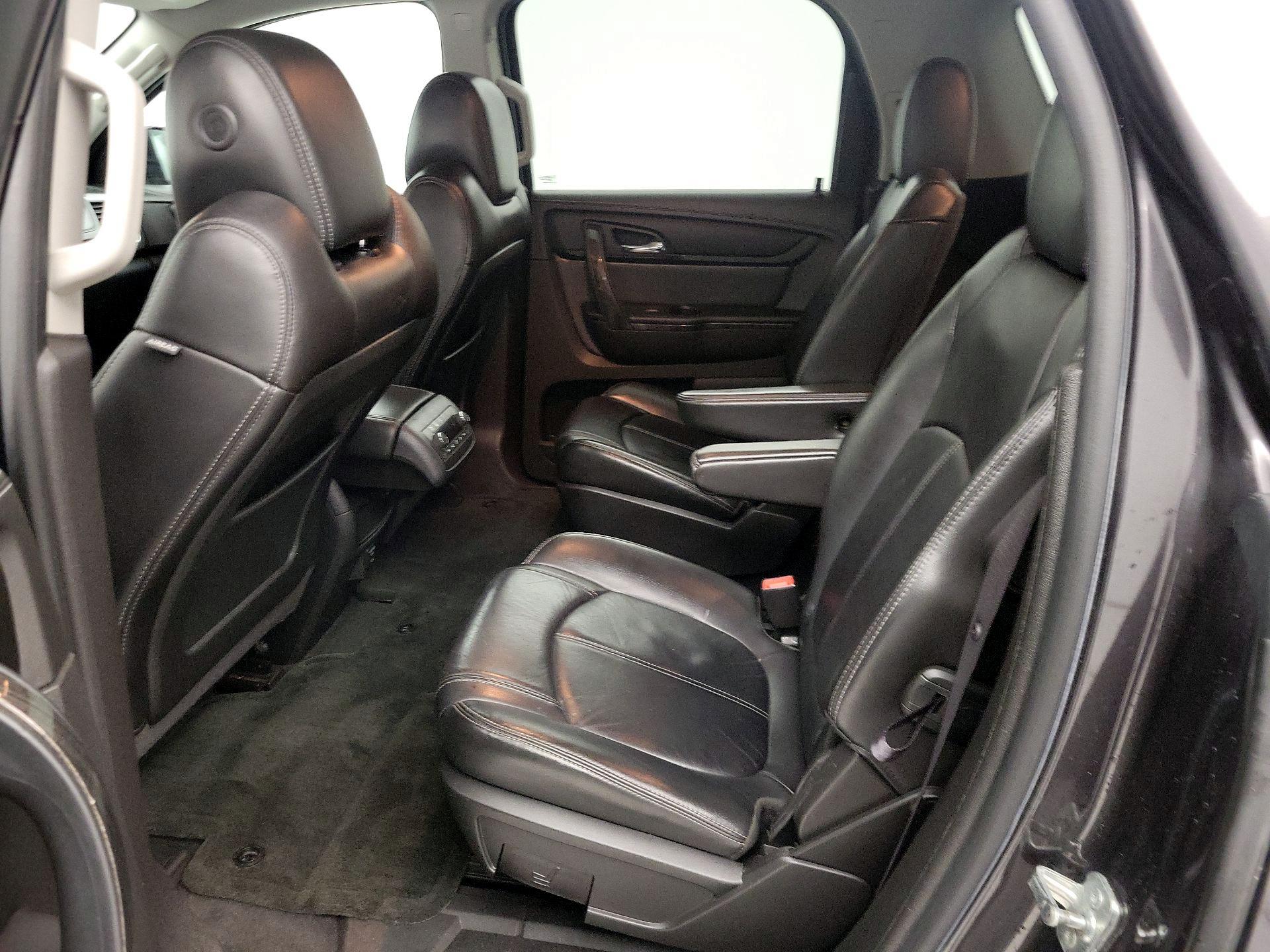 Thumbnail: 2014 GMC Acadia - 18