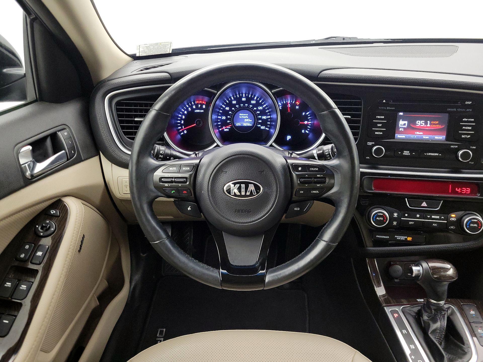 Thumbnail: 2015 Kia Optima - 10