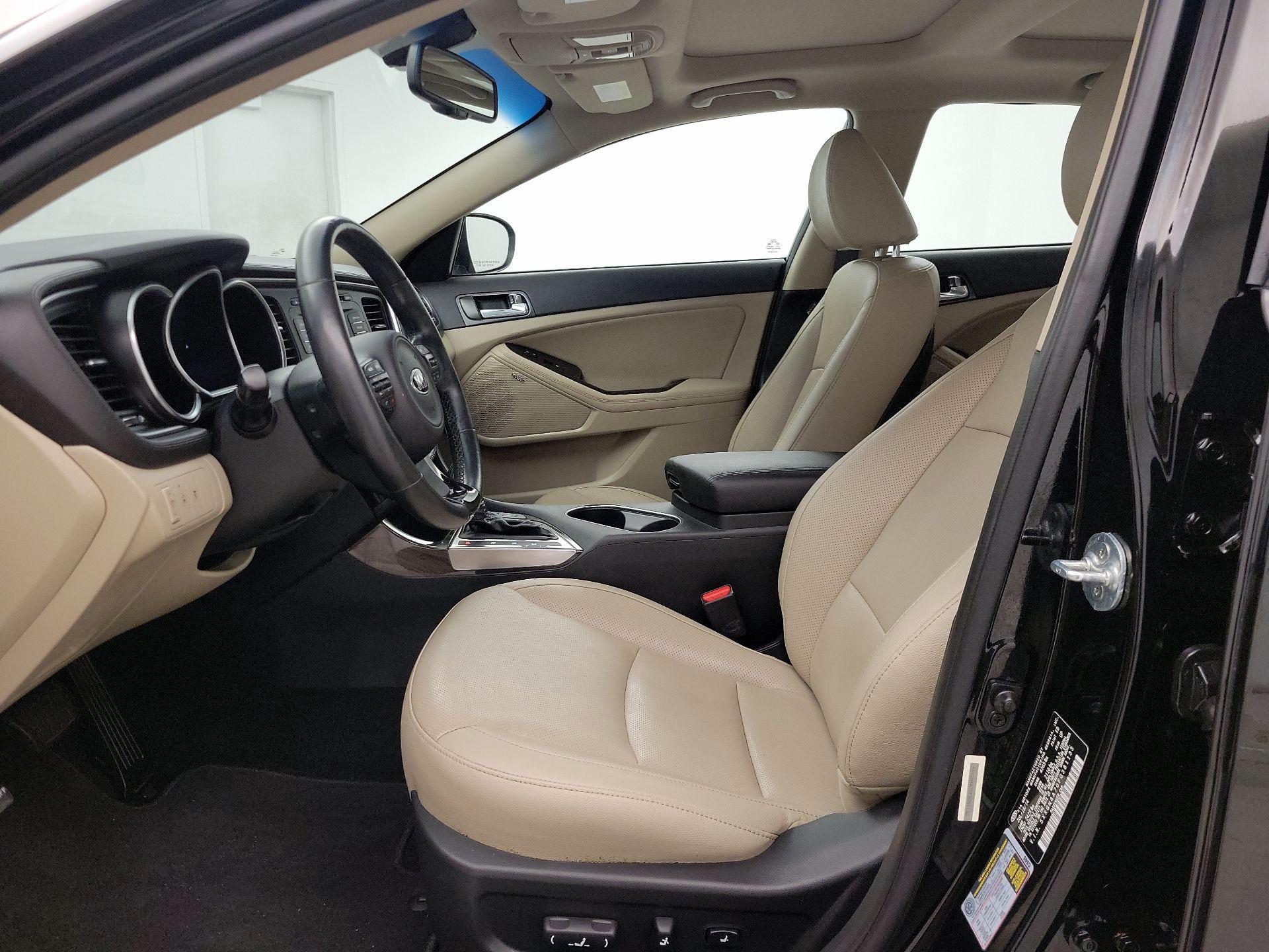 Thumbnail: 2015 Kia Optima - 11