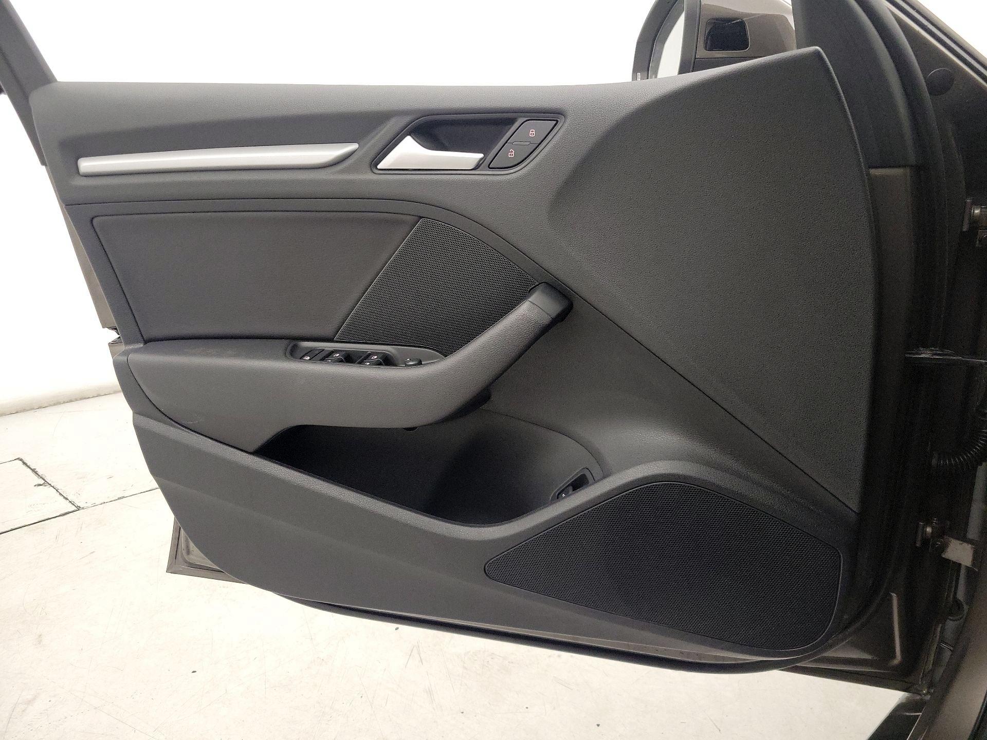 Thumbnail: 2015 Audi A3 - 12