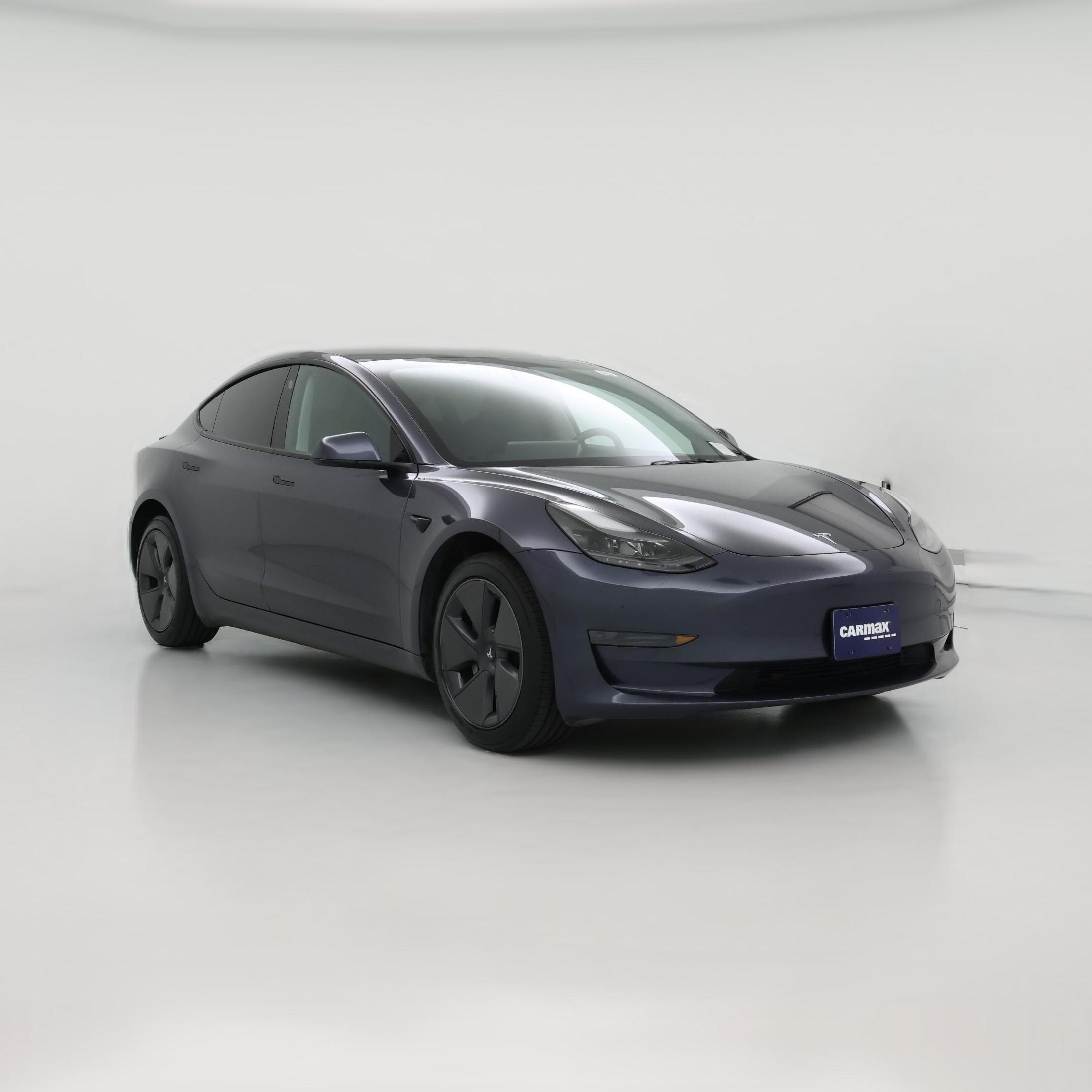 Thumbnail: 2023 Tesla Model 3 - 1