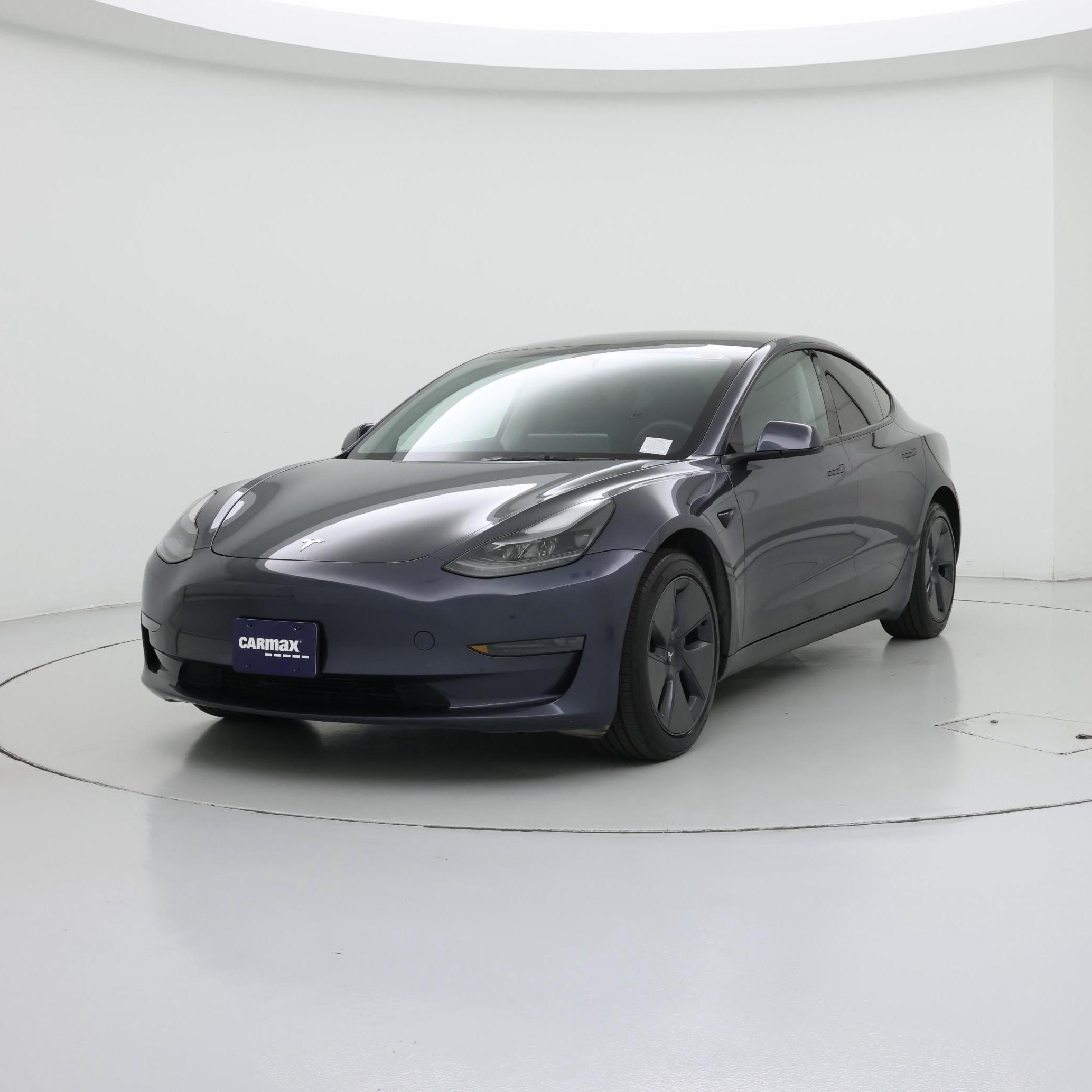 Thumbnail: 2023 Tesla Model 3 - 4