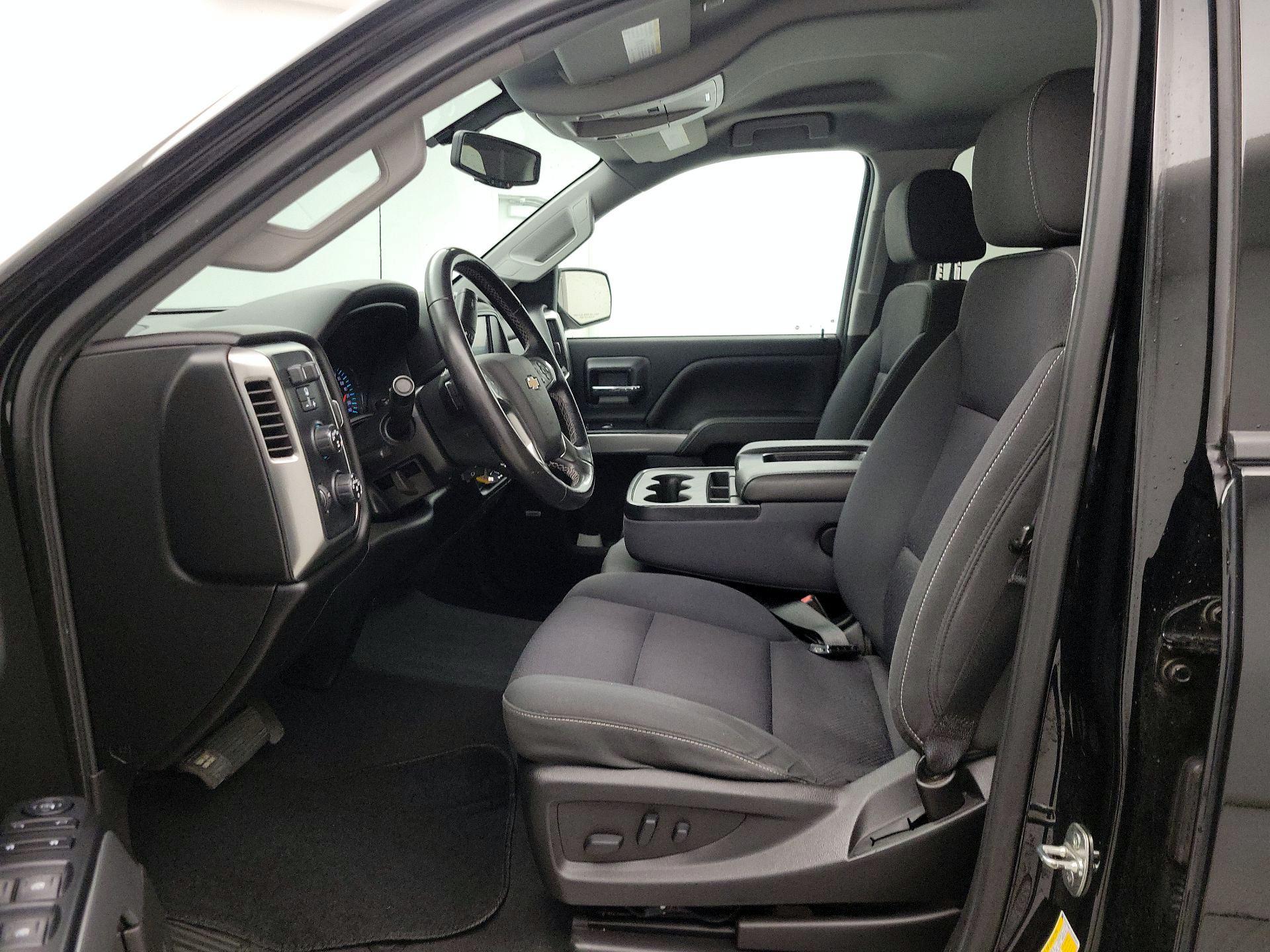 Thumbnail: 2018 Chevrolet Silverado 1500 - 11