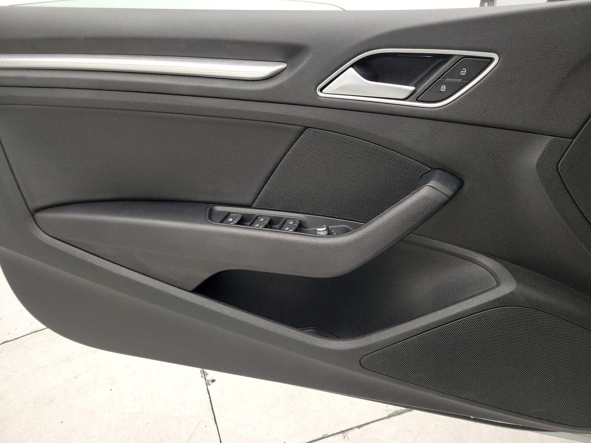 Thumbnail: 2018 Audi A3 - 12