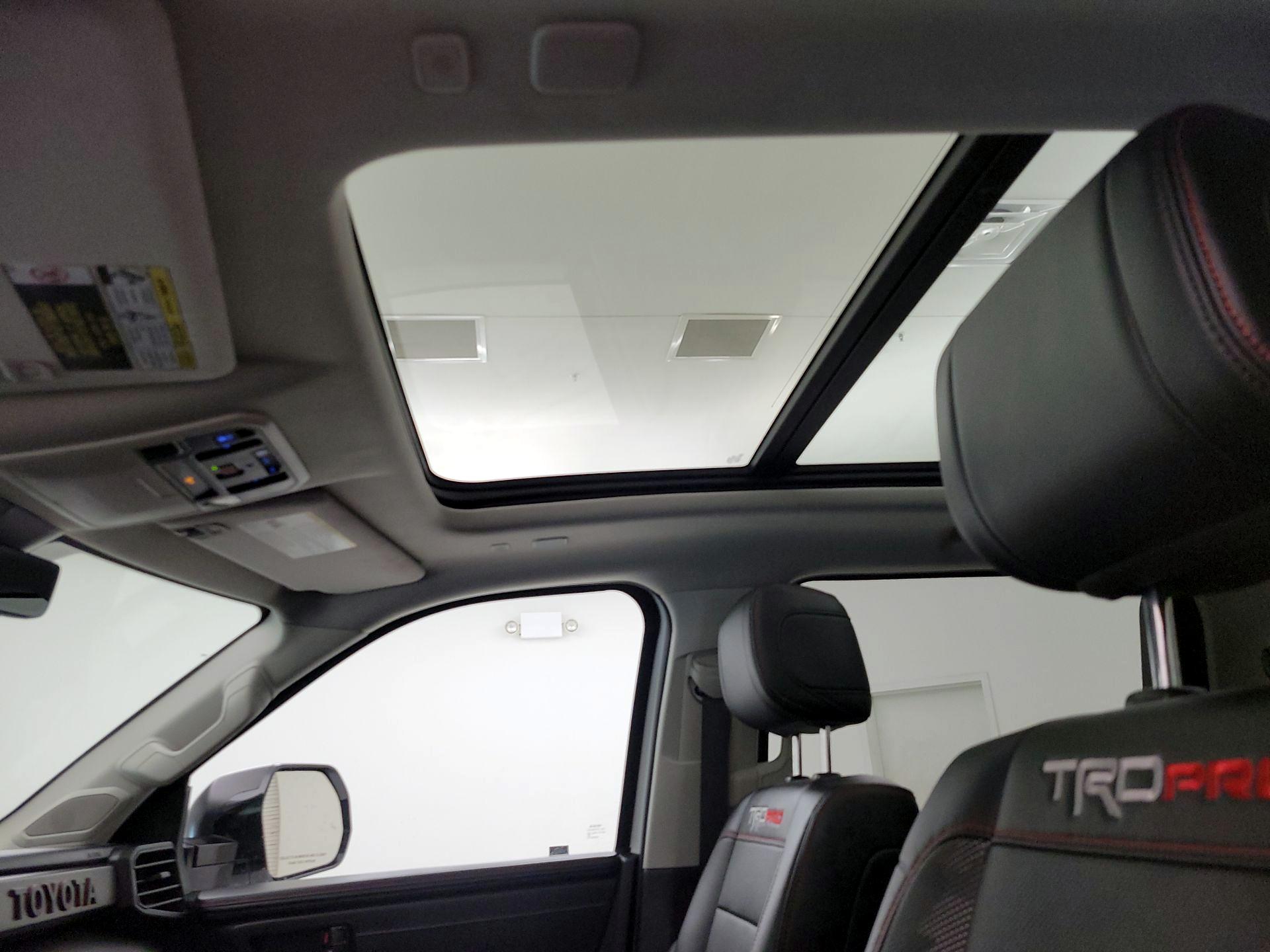 Thumbnail: 2023 Toyota Tundra - 19