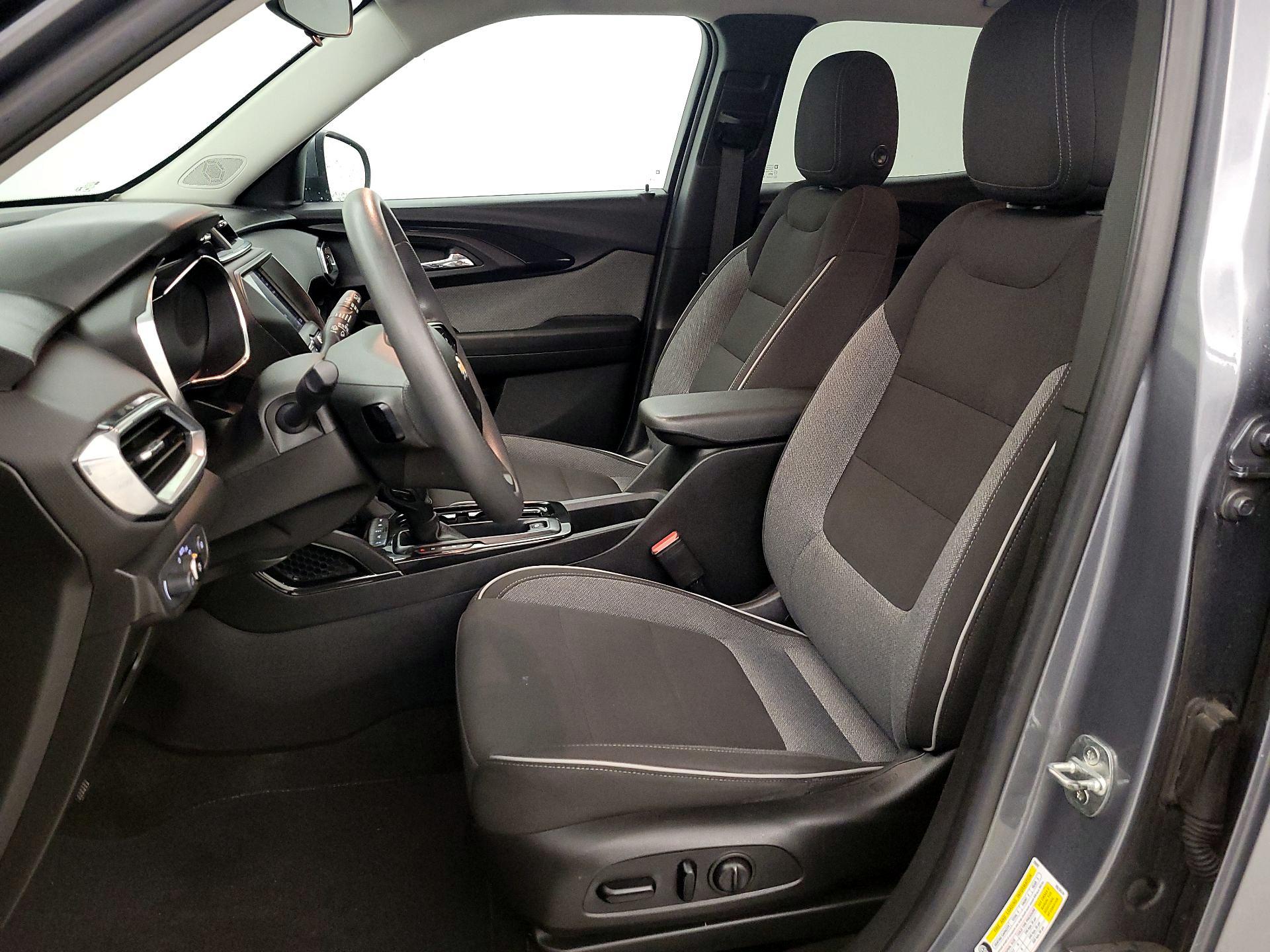 Thumbnail: 2021 Chevrolet TrailBlazer - 11