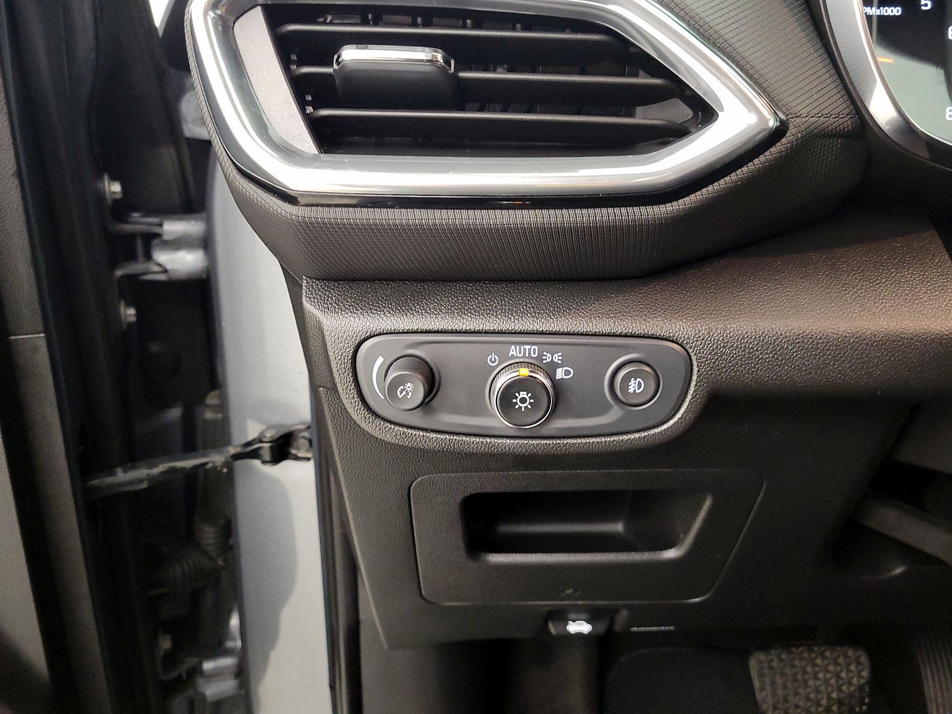 Thumbnail: 2021 Chevrolet TrailBlazer - 13