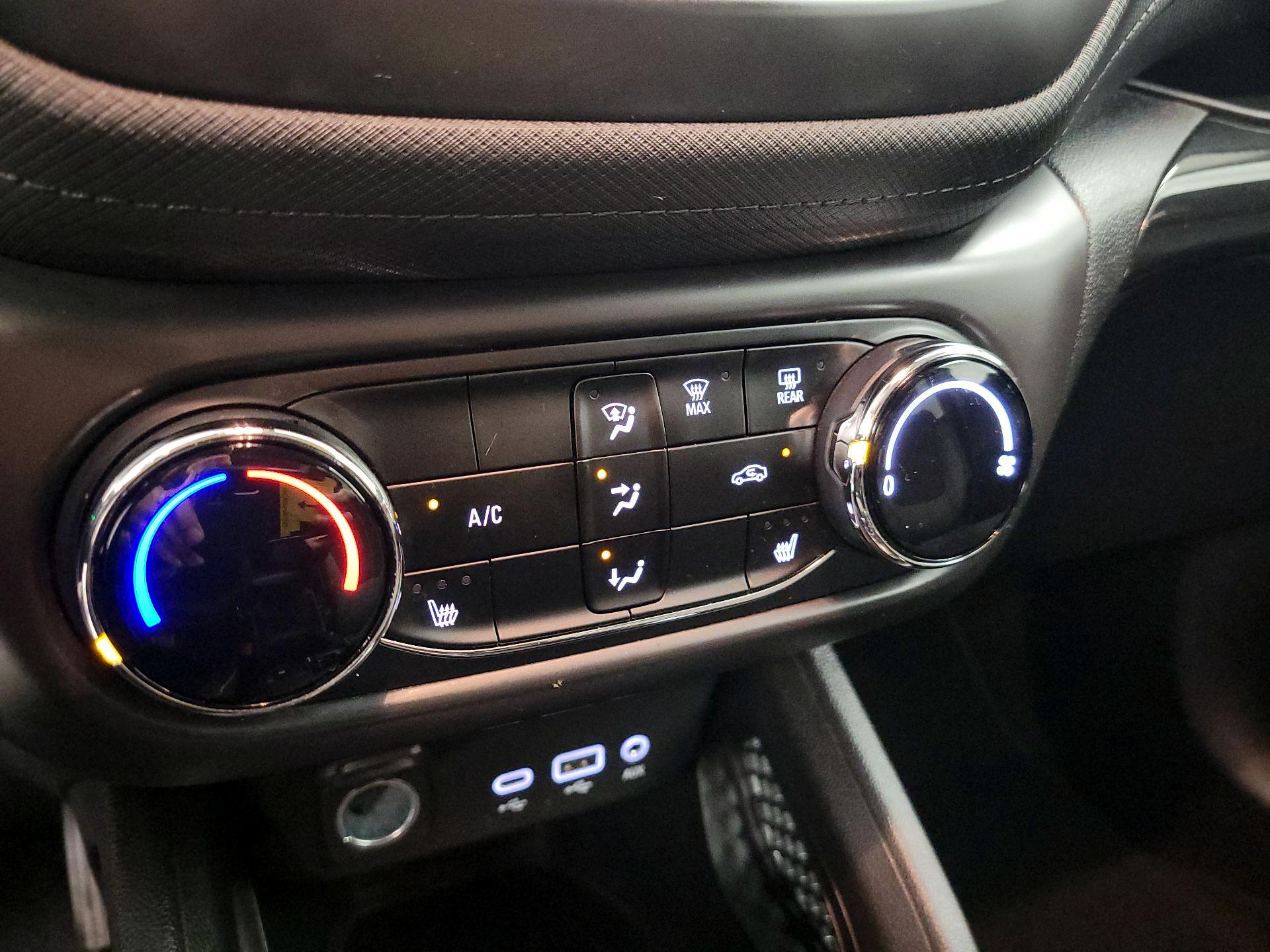 Thumbnail: 2021 Chevrolet TrailBlazer - 16