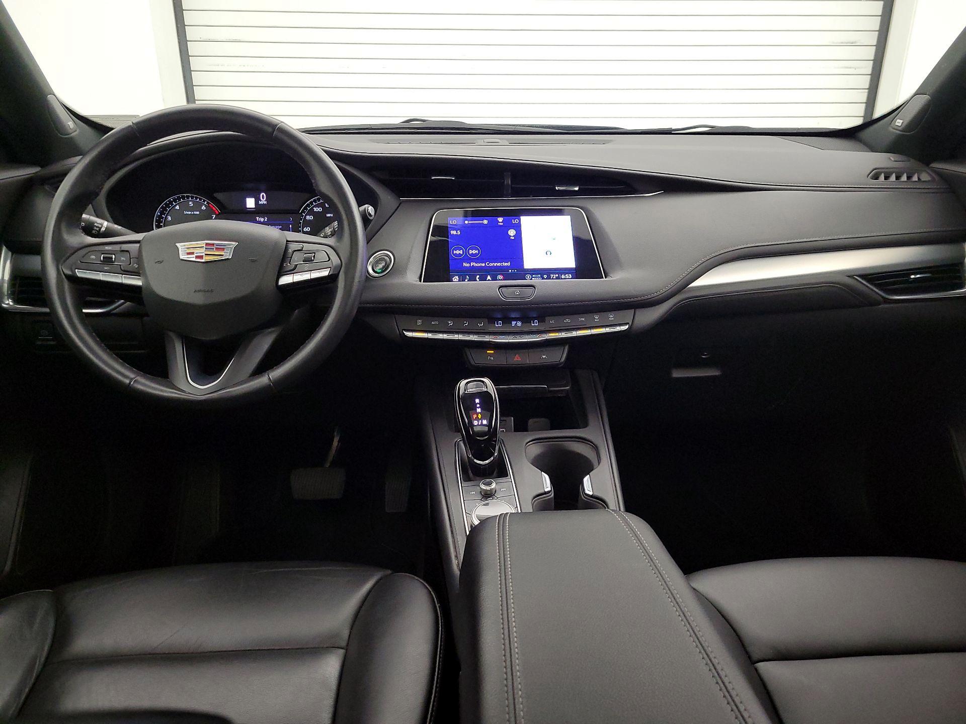 Thumbnail: 2023 Cadillac XT4 - 9