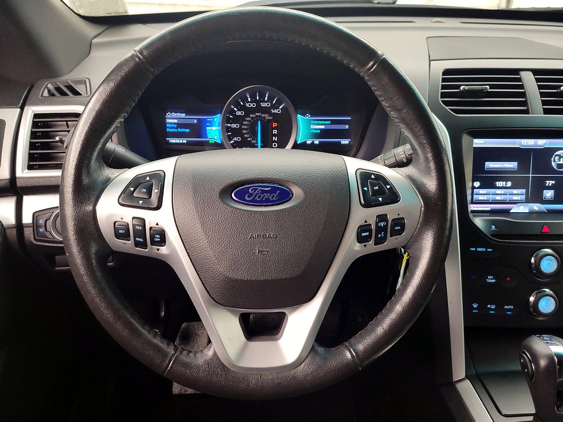 Thumbnail: 2014 Ford Explorer - 10