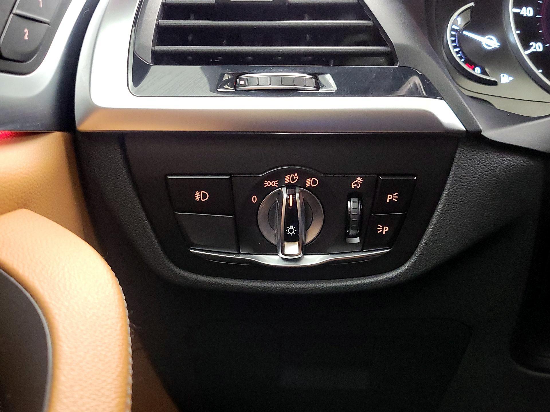 Thumbnail: 2019 BMW X3 - 13