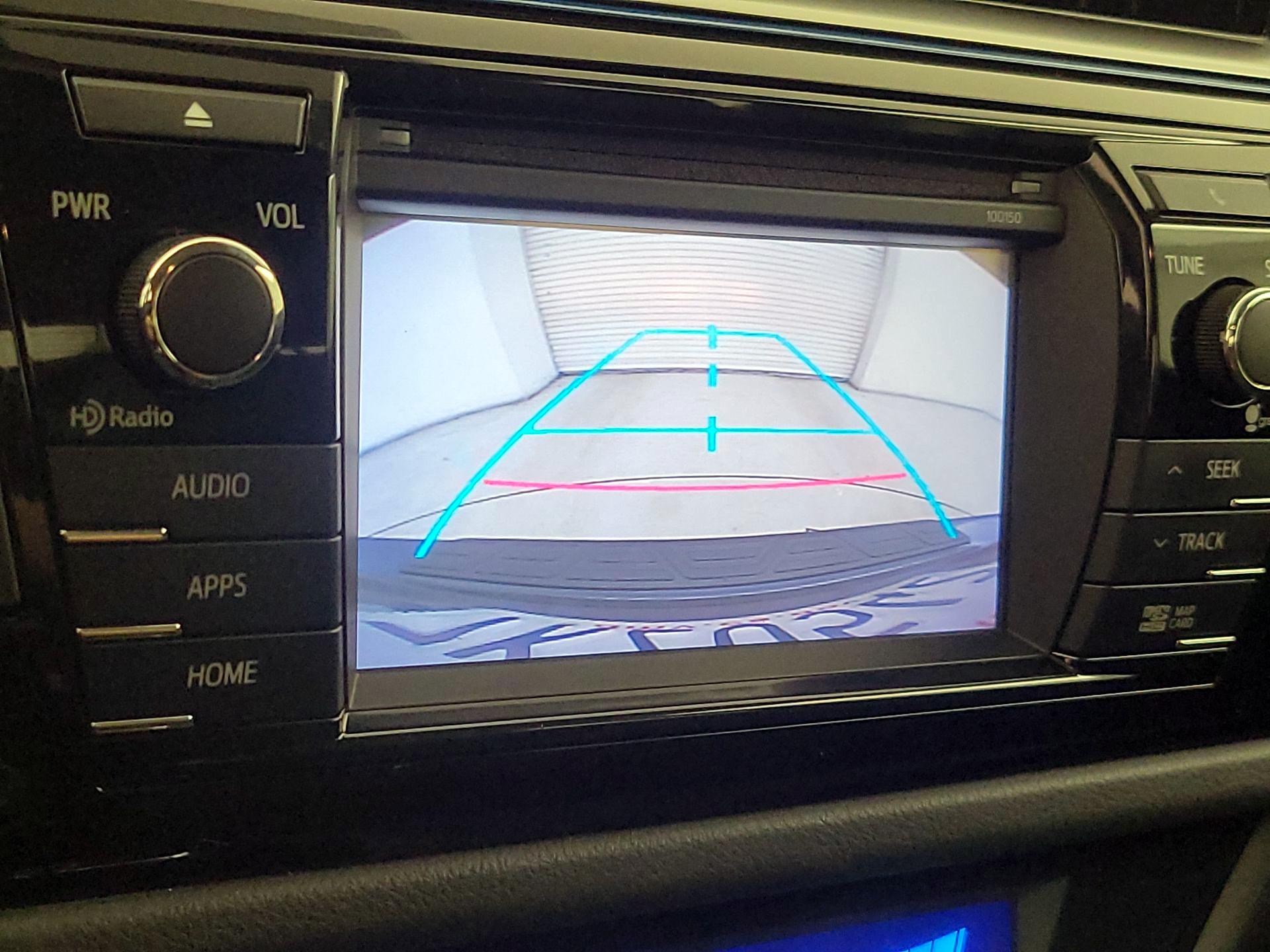 Thumbnail: 2015 Toyota Corolla - 14